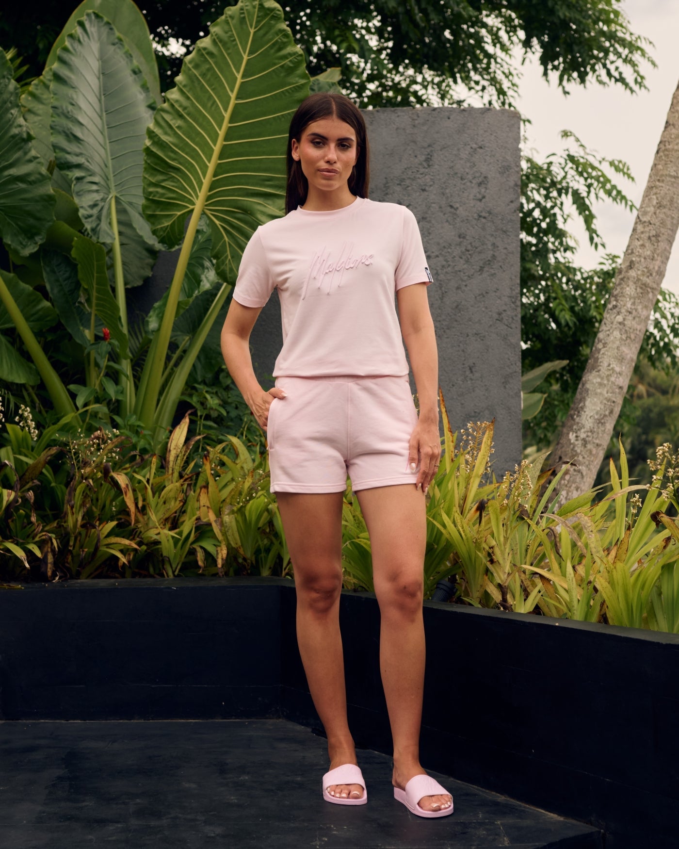 Malelions Women Essentials T-Shirt | Light Pink