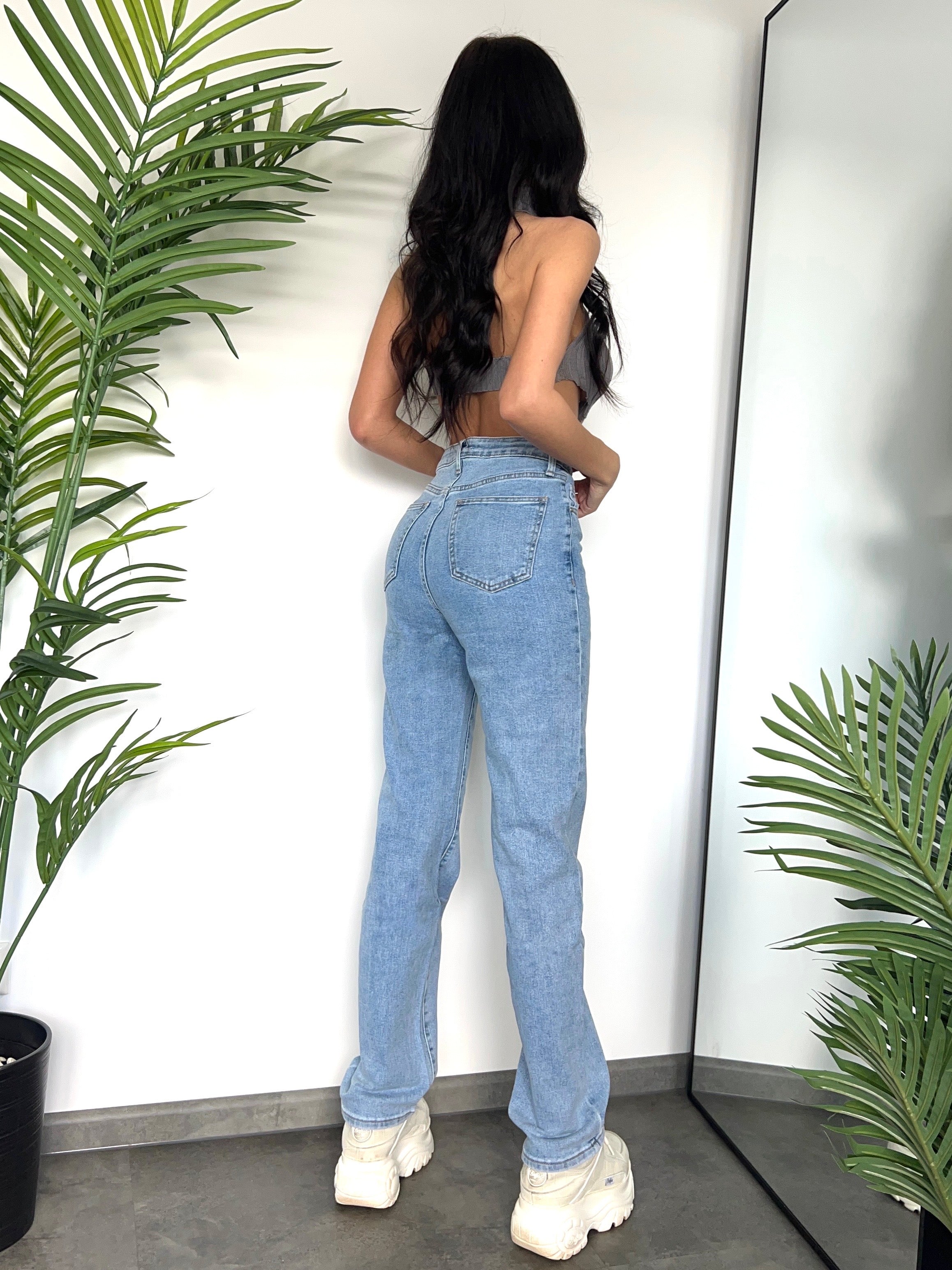 MILLION - Straight Jeans - Valentina