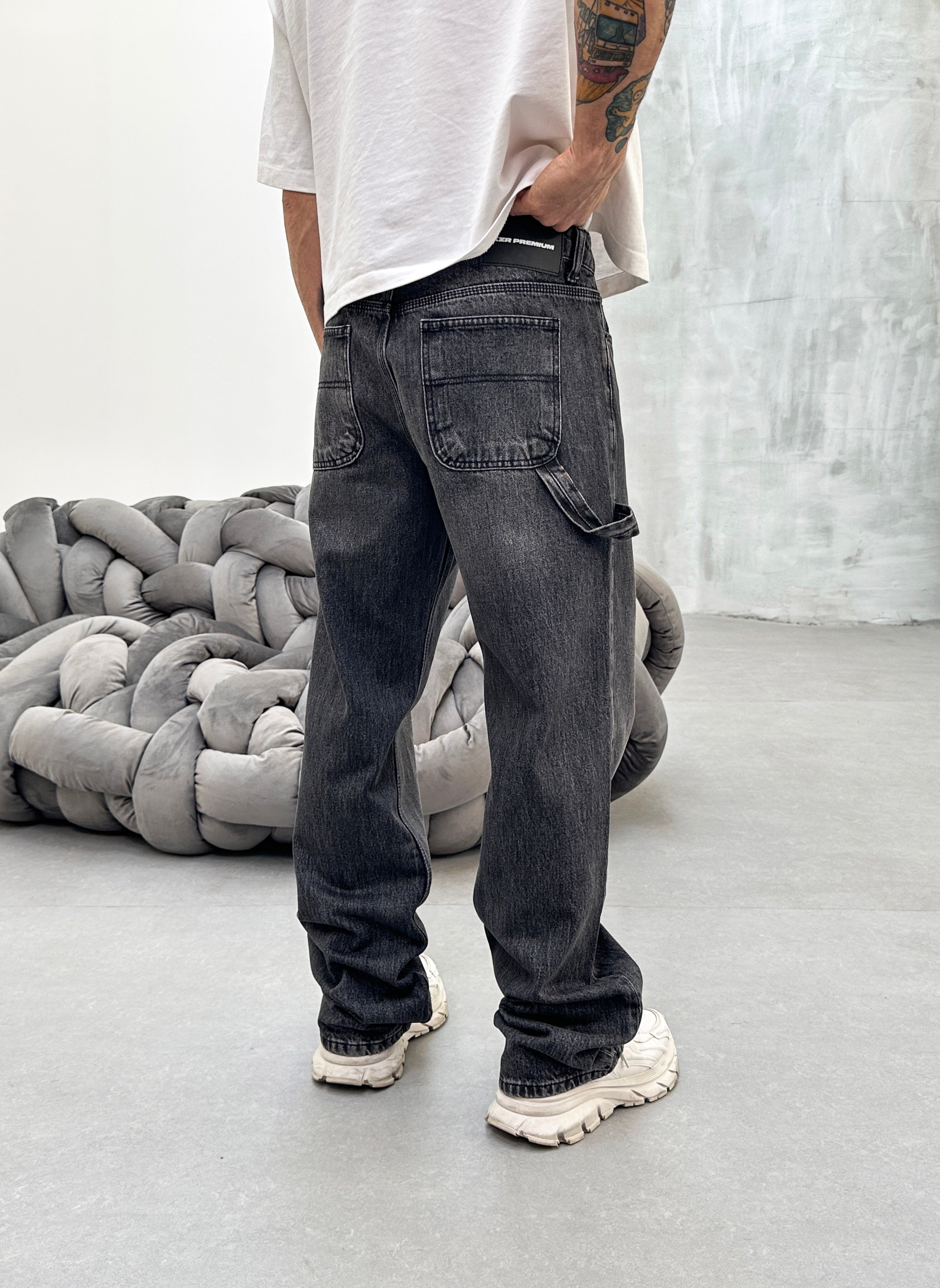 STRAIGHT JEANS - ELVIS