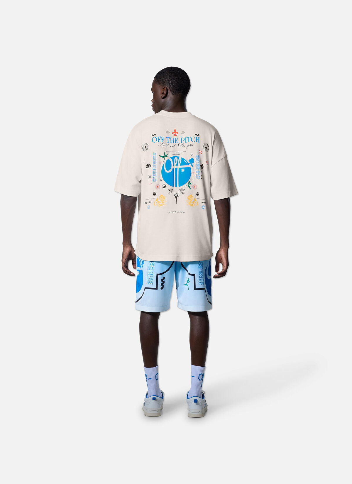 GLOBAL OVERSIZED TEE