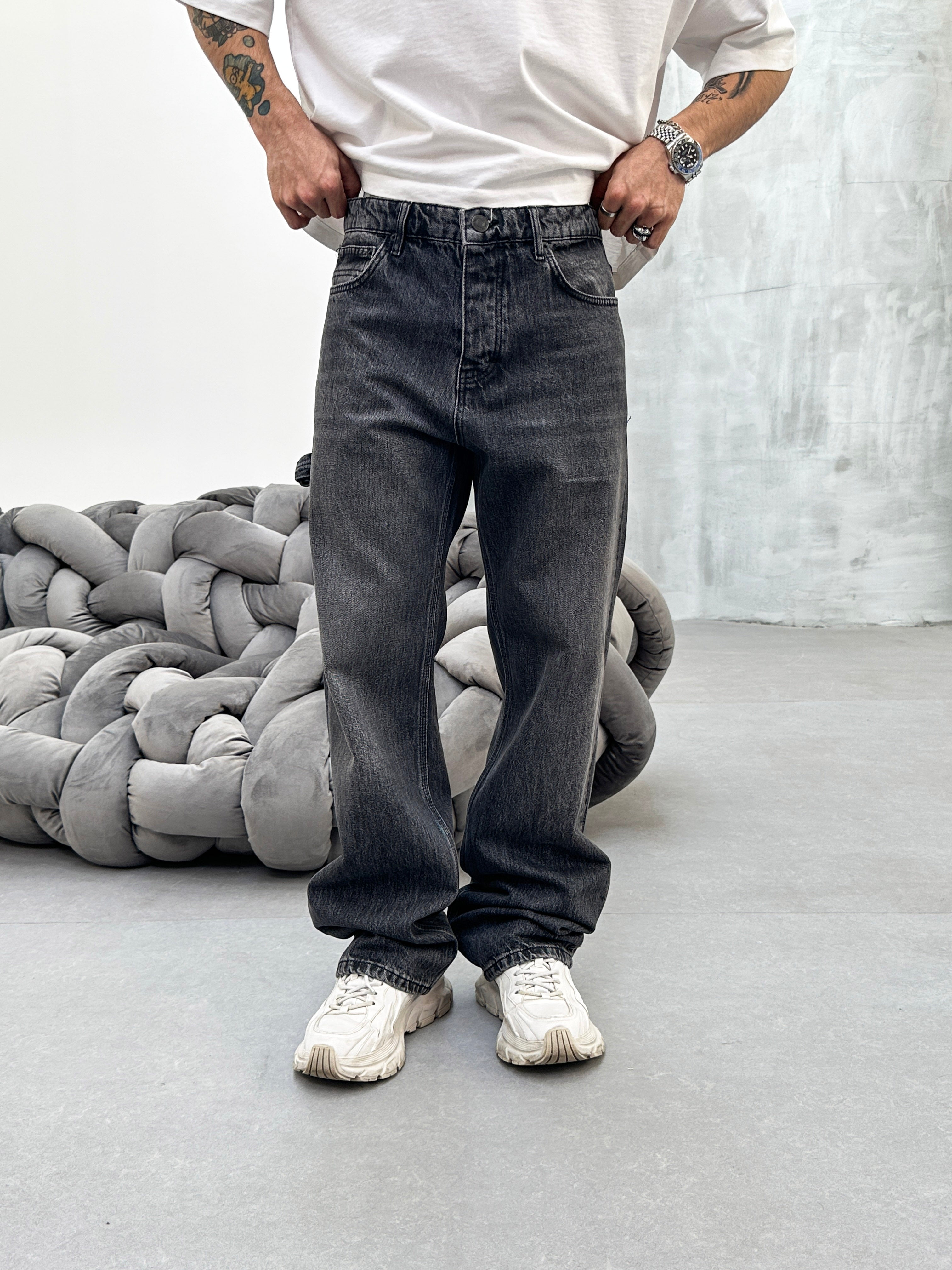 STRAIGHT JEANS - ELVIS