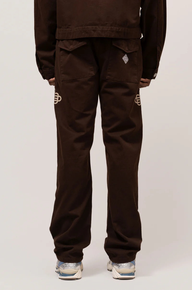 SYMBOL CARGO PANTS BROWN
