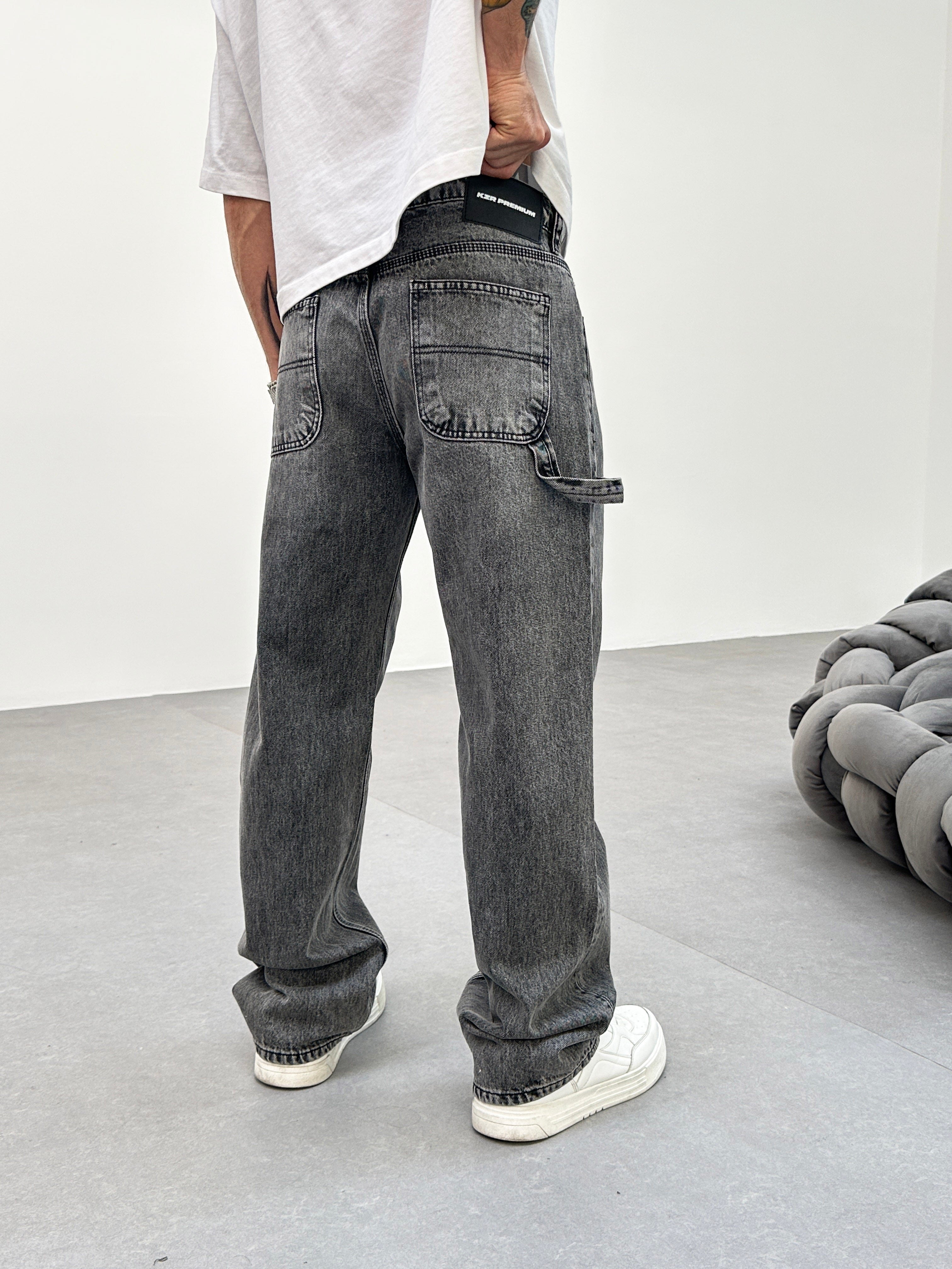 STRAIGHT JEANS - LEONARDO