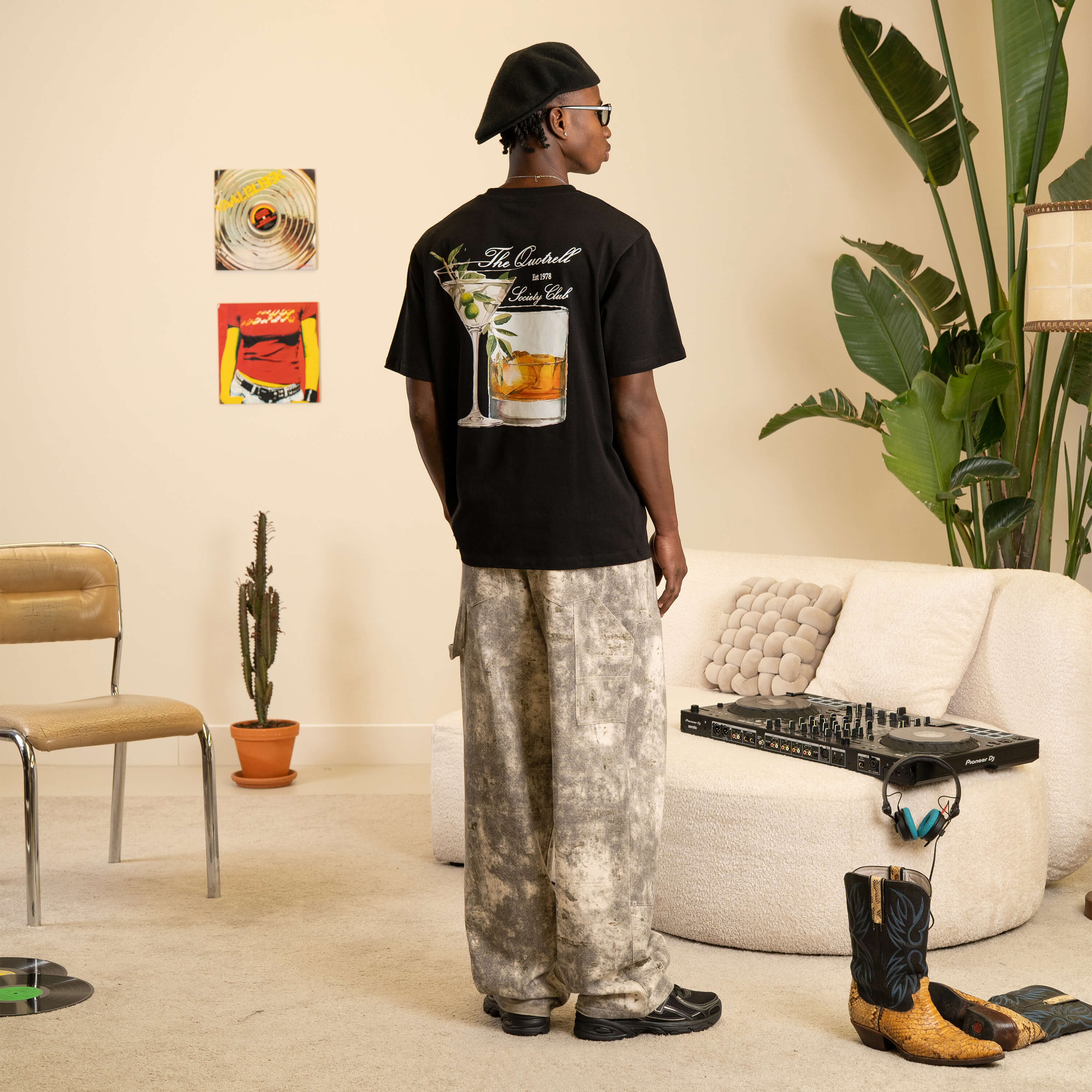 SALUD TEE | BLACK/WHITE