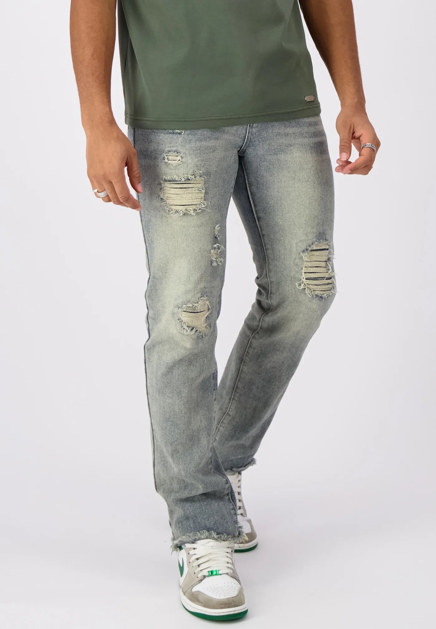 BLACK BANANAS DISTRESSED DENIM | BLUE