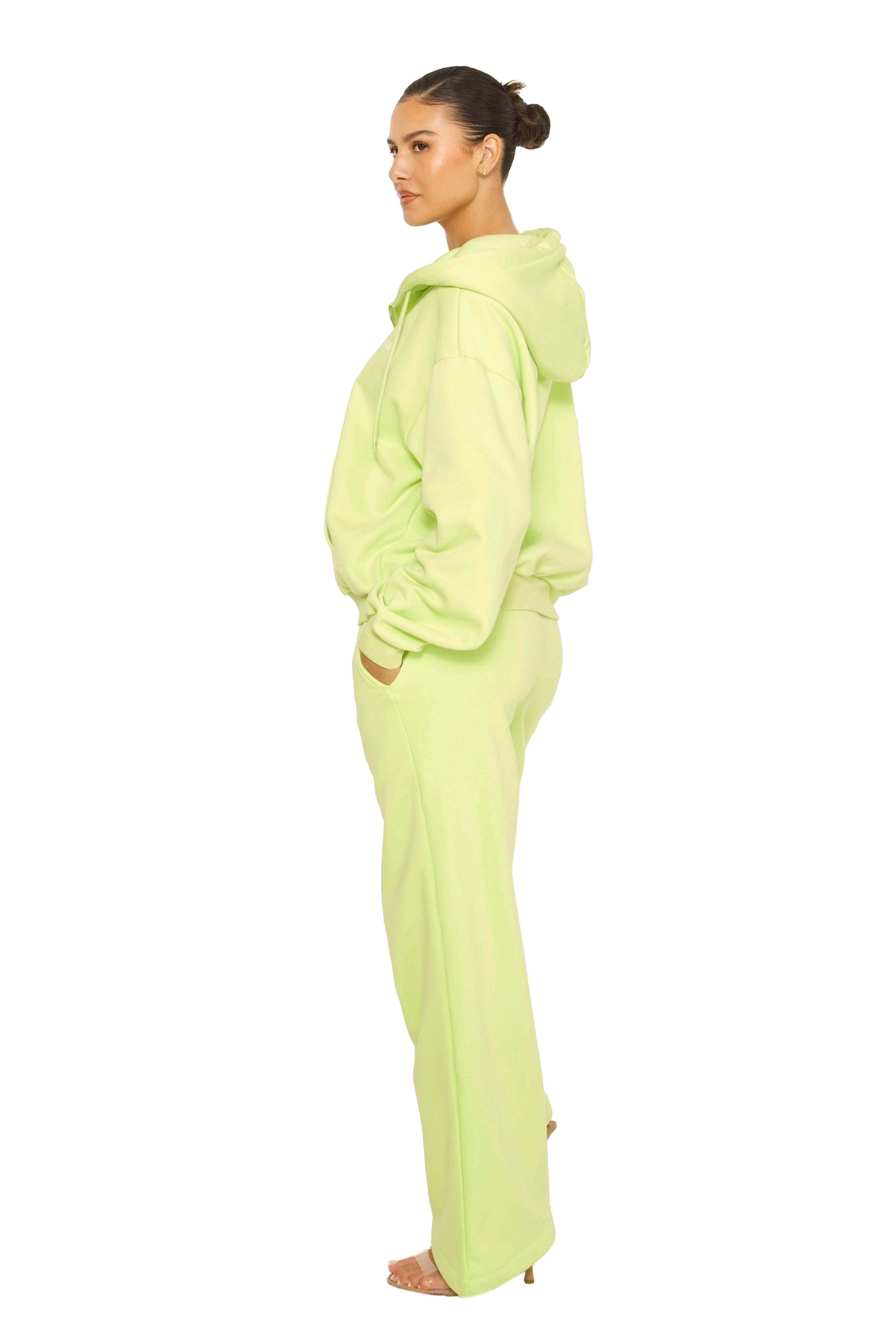 ESSENTIAL STRAIGHT LEG SWEATPANTS PISTACHE