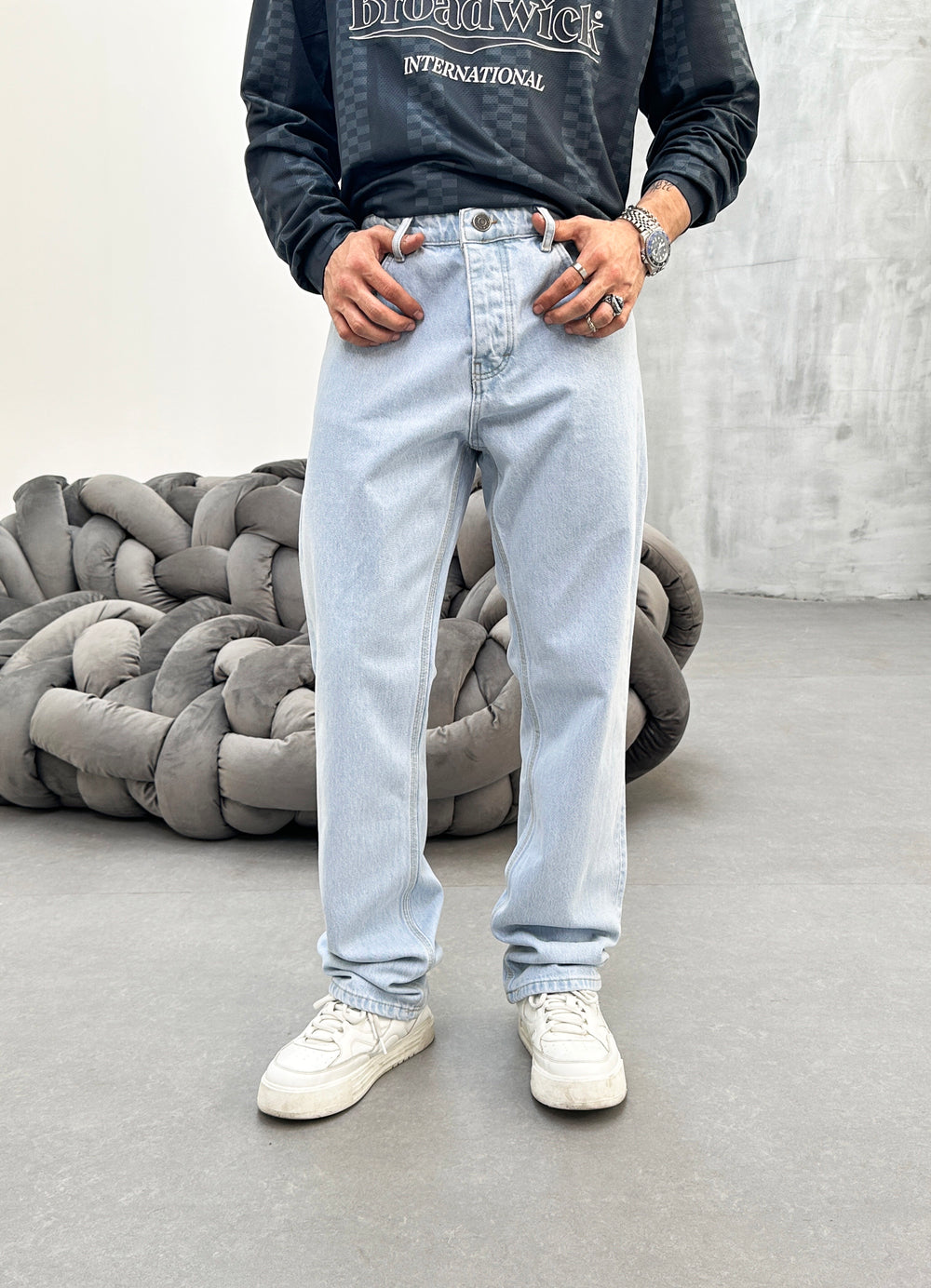 STRAIGHT JEANS - CENTRAL CEE