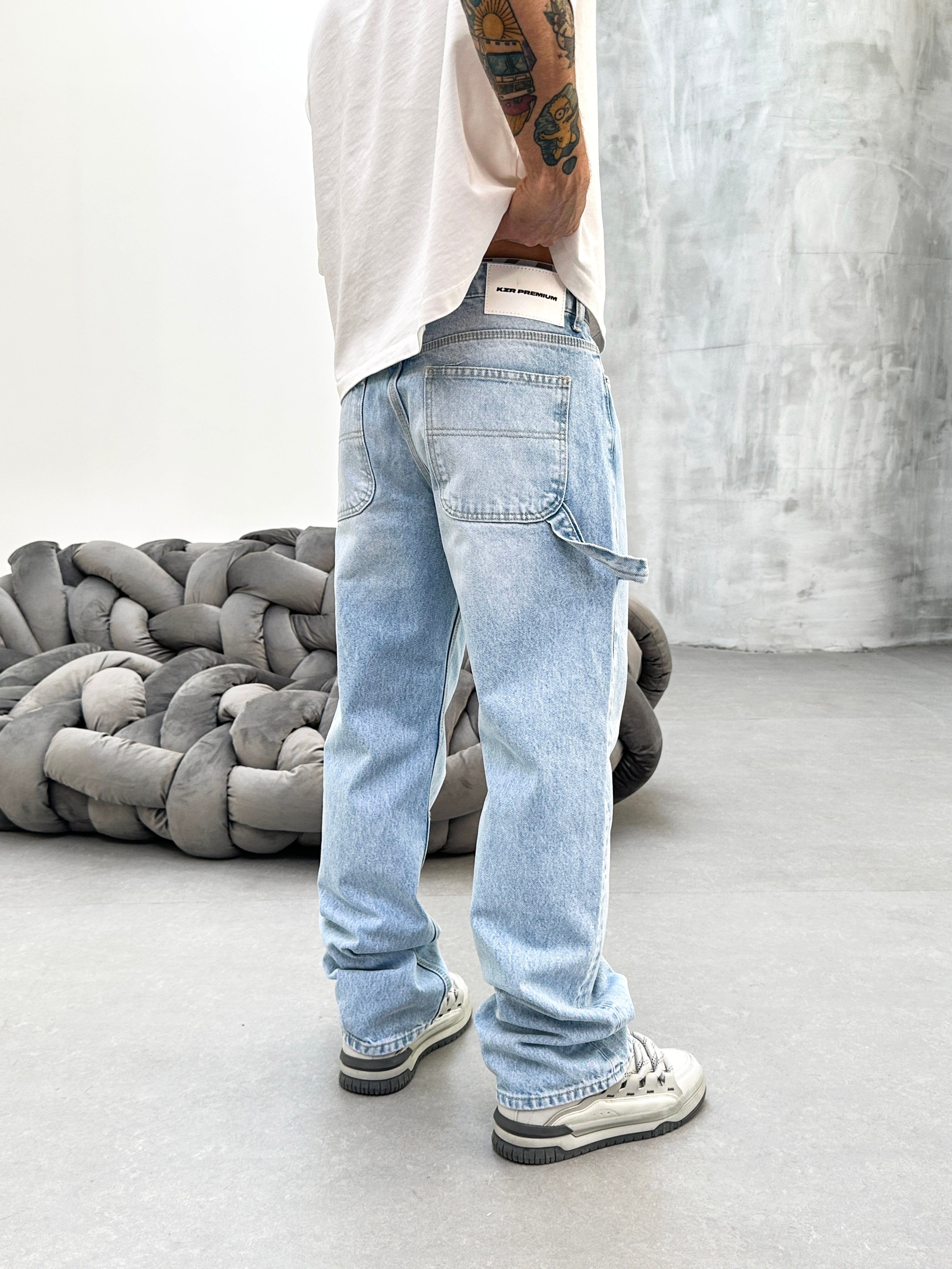 STRAIGHT JEANS - DRAKE