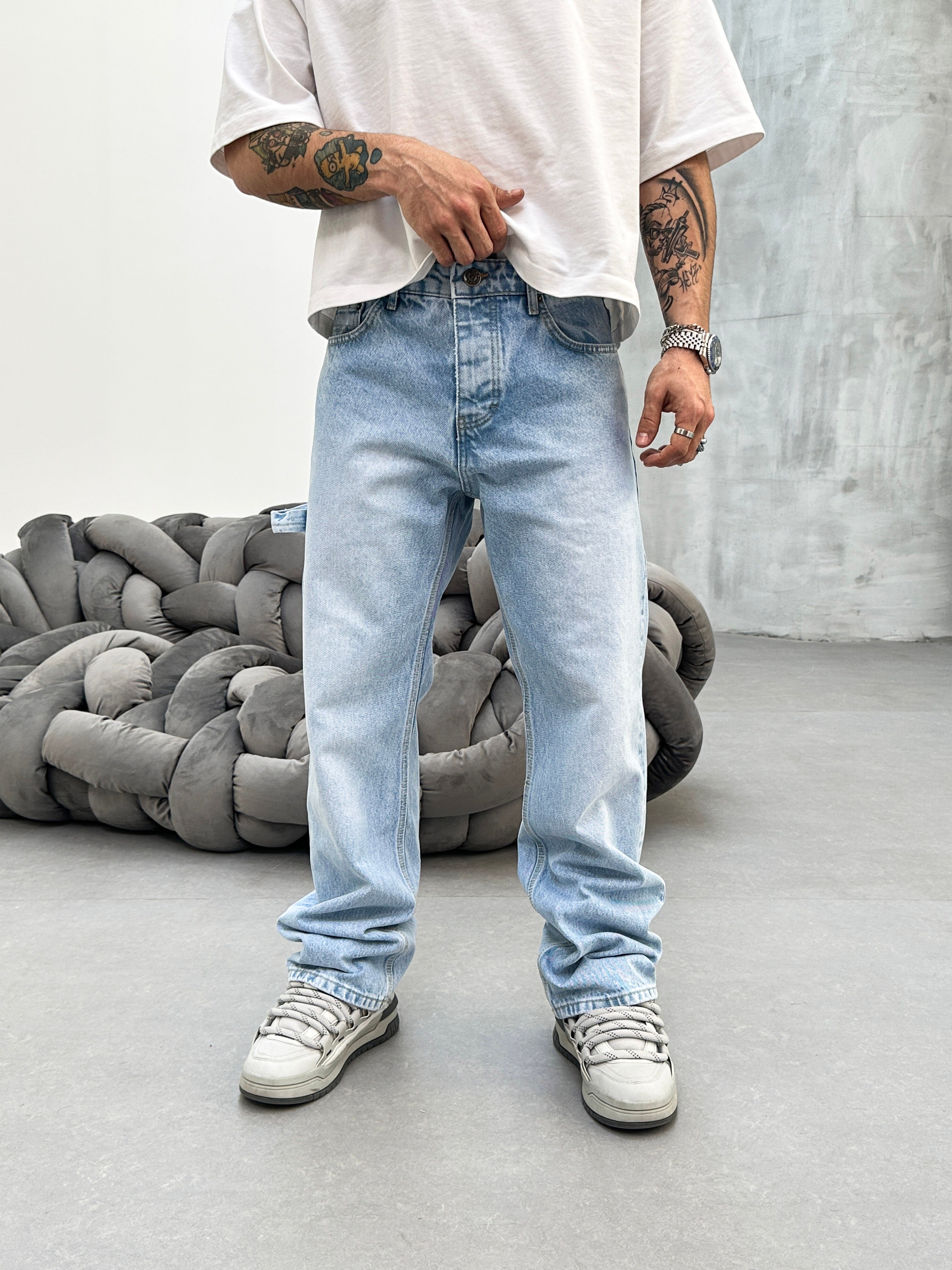 STRAIGHT JEANS - DRAKE