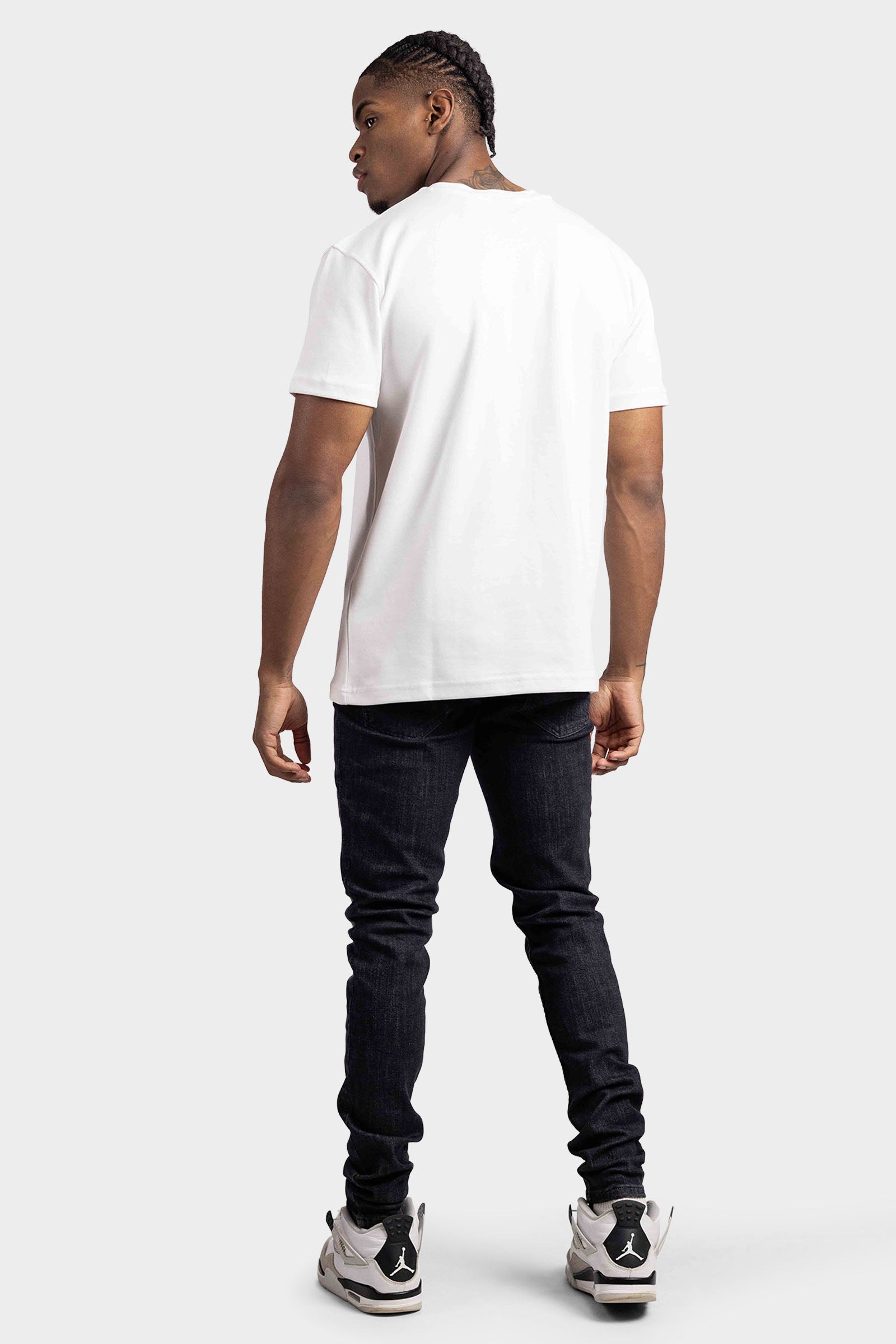 BLACK BANANAS TEE