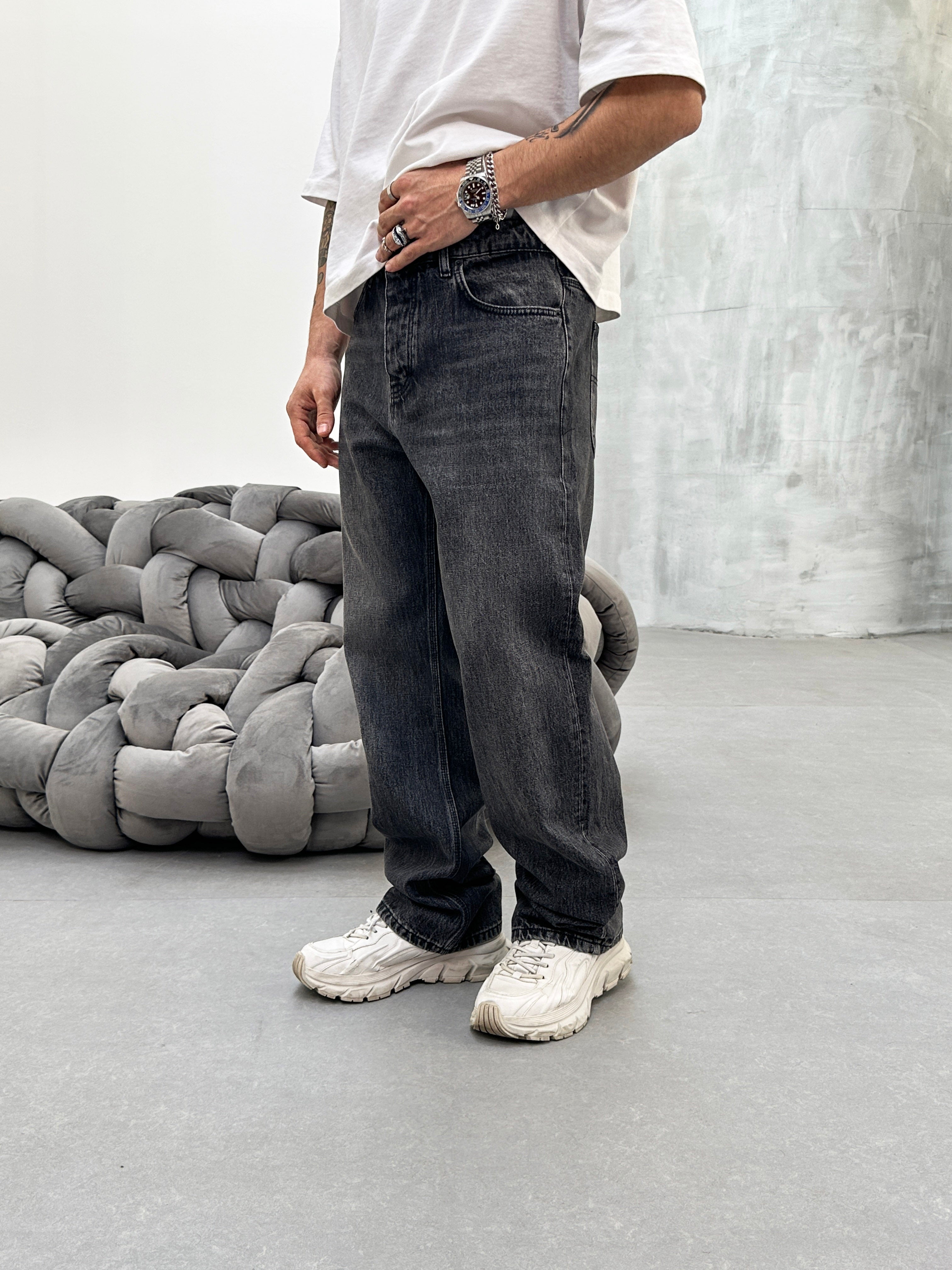 STRAIGHT JEANS - ELVIS