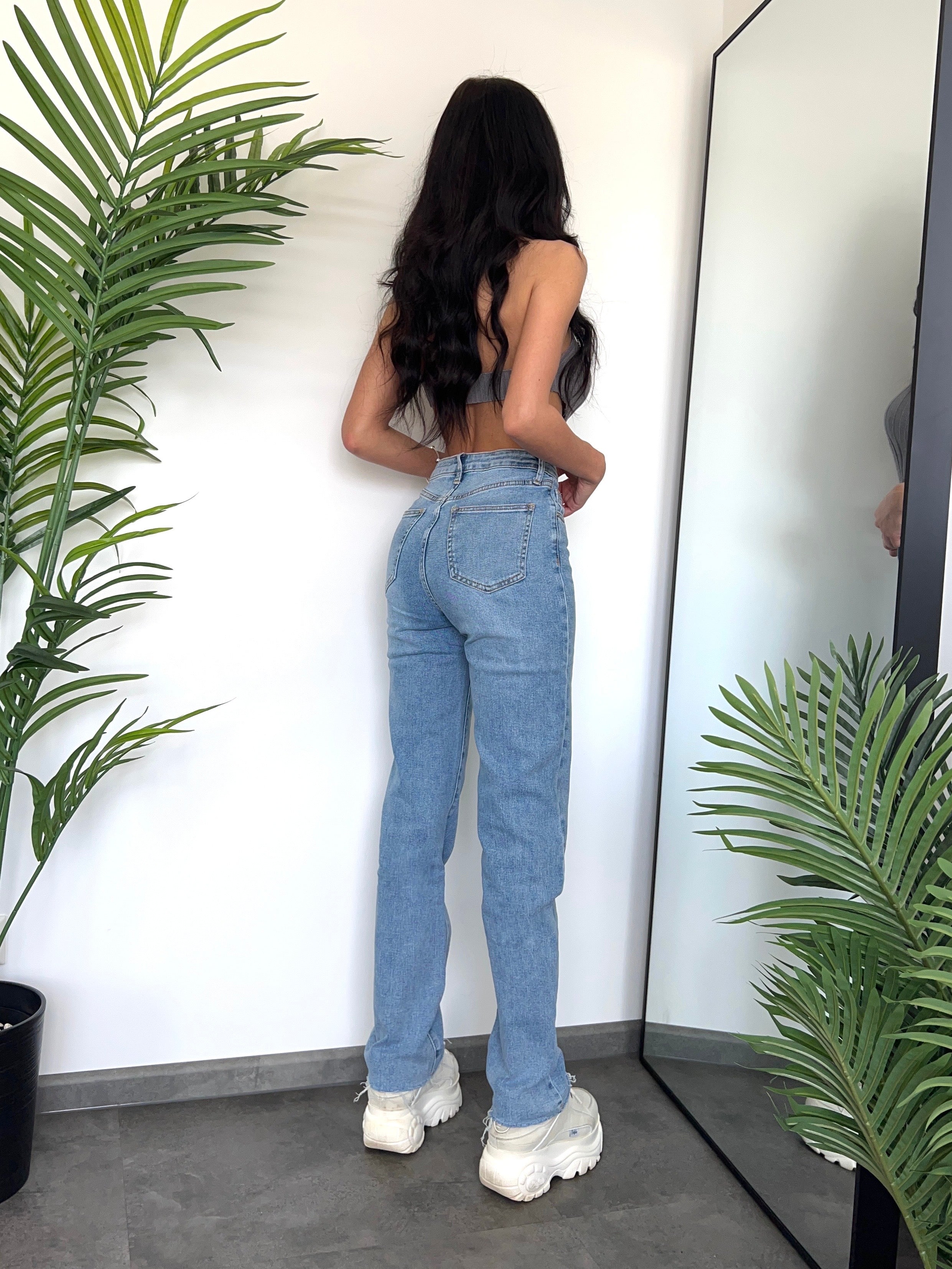 MILLION - Straight Jeans - Olivia
