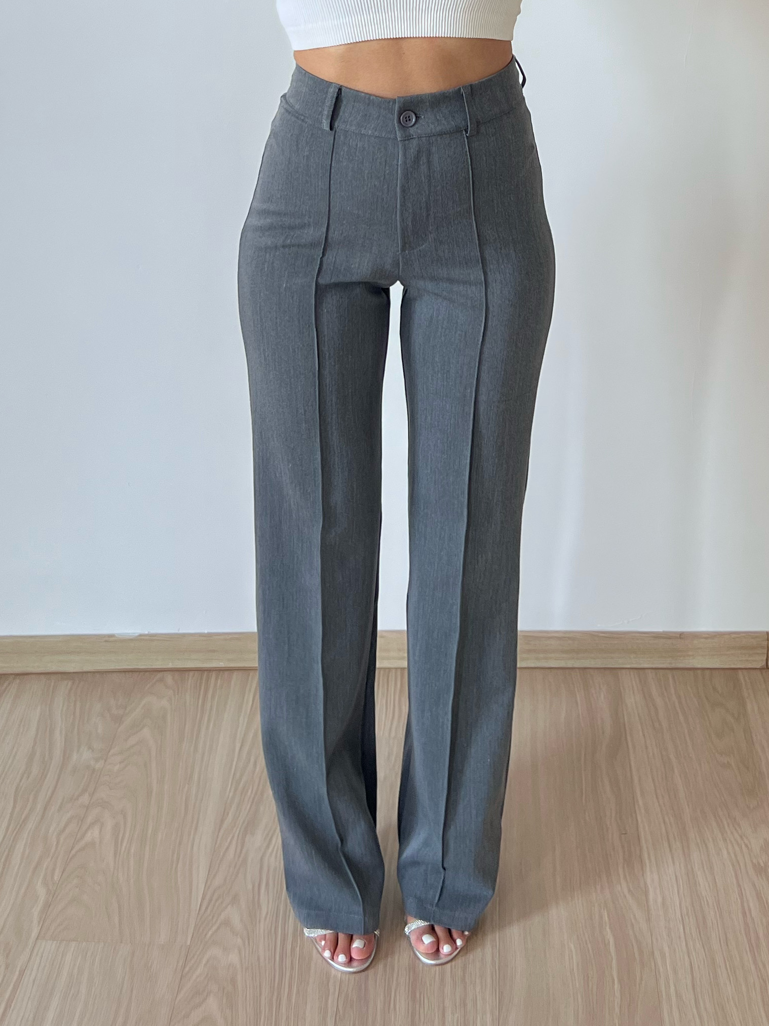 Perfekte Hose – Streifen – Grau