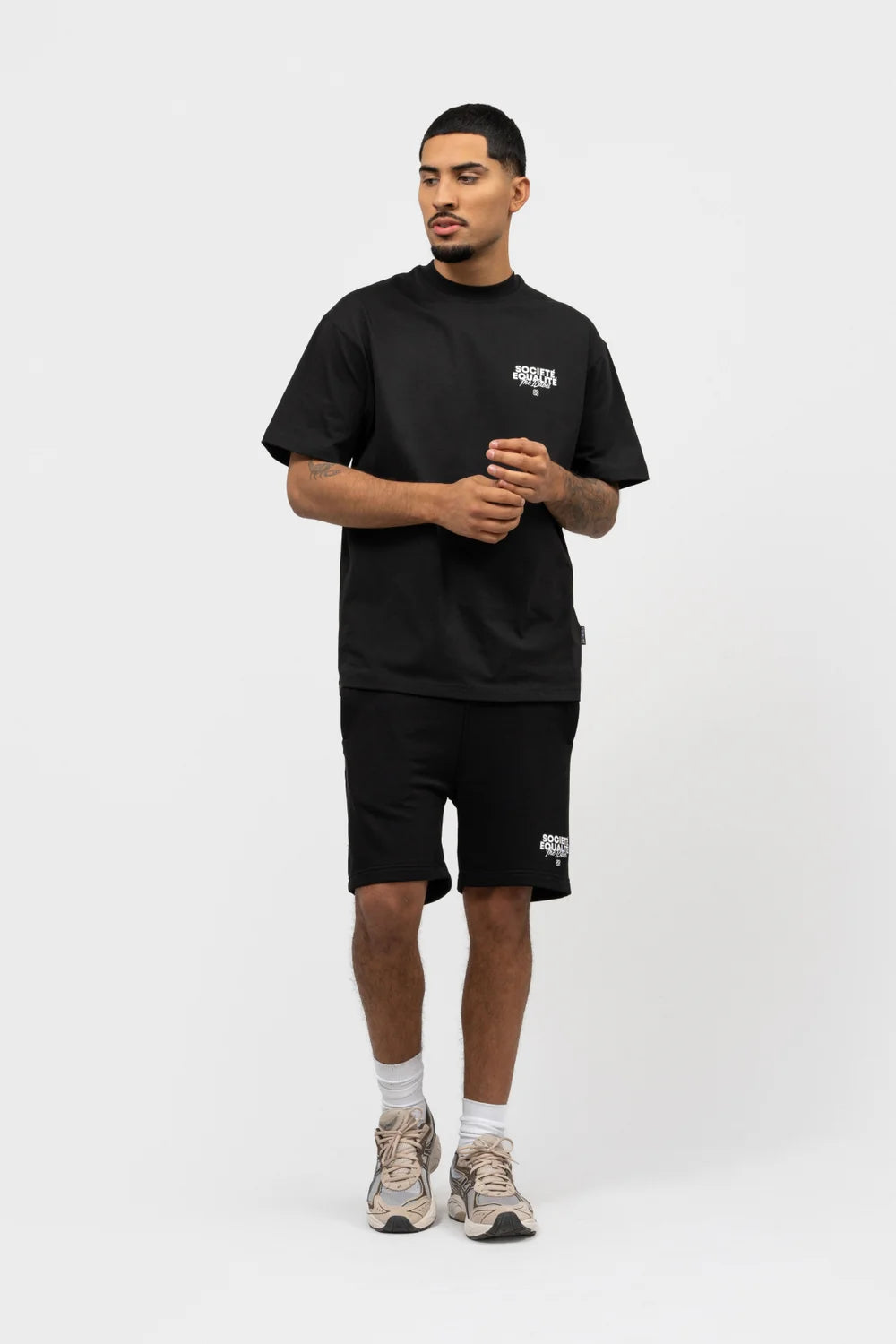 SOCIETÉ 2.0 OVERSIZED SHORTS ZWART