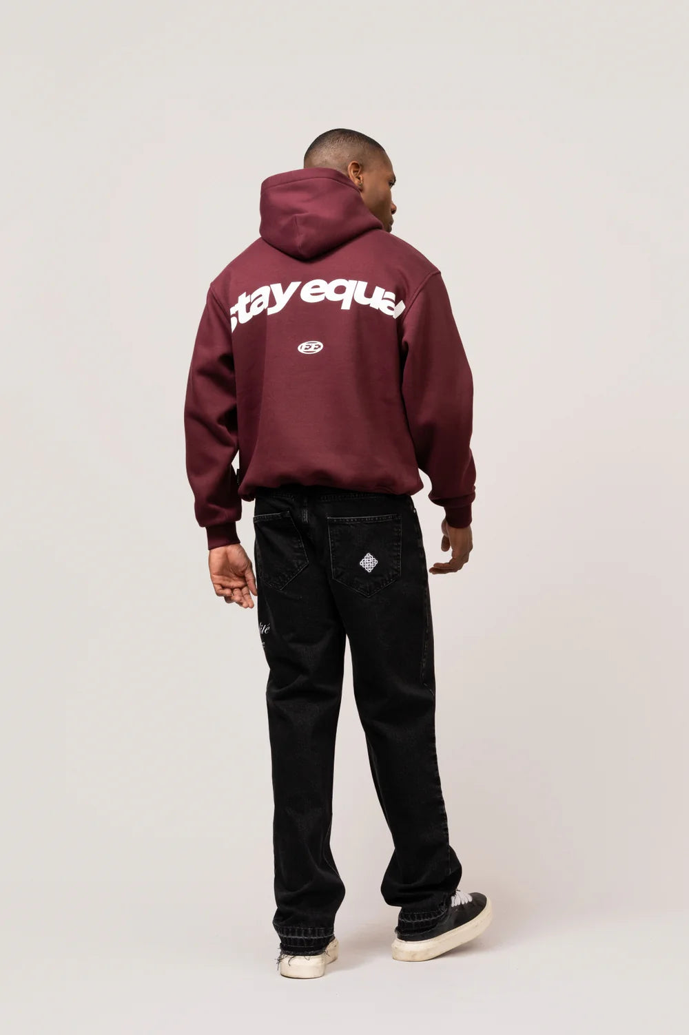 STAY EQUAL OVERSIZED HOODIE BURGUNDY