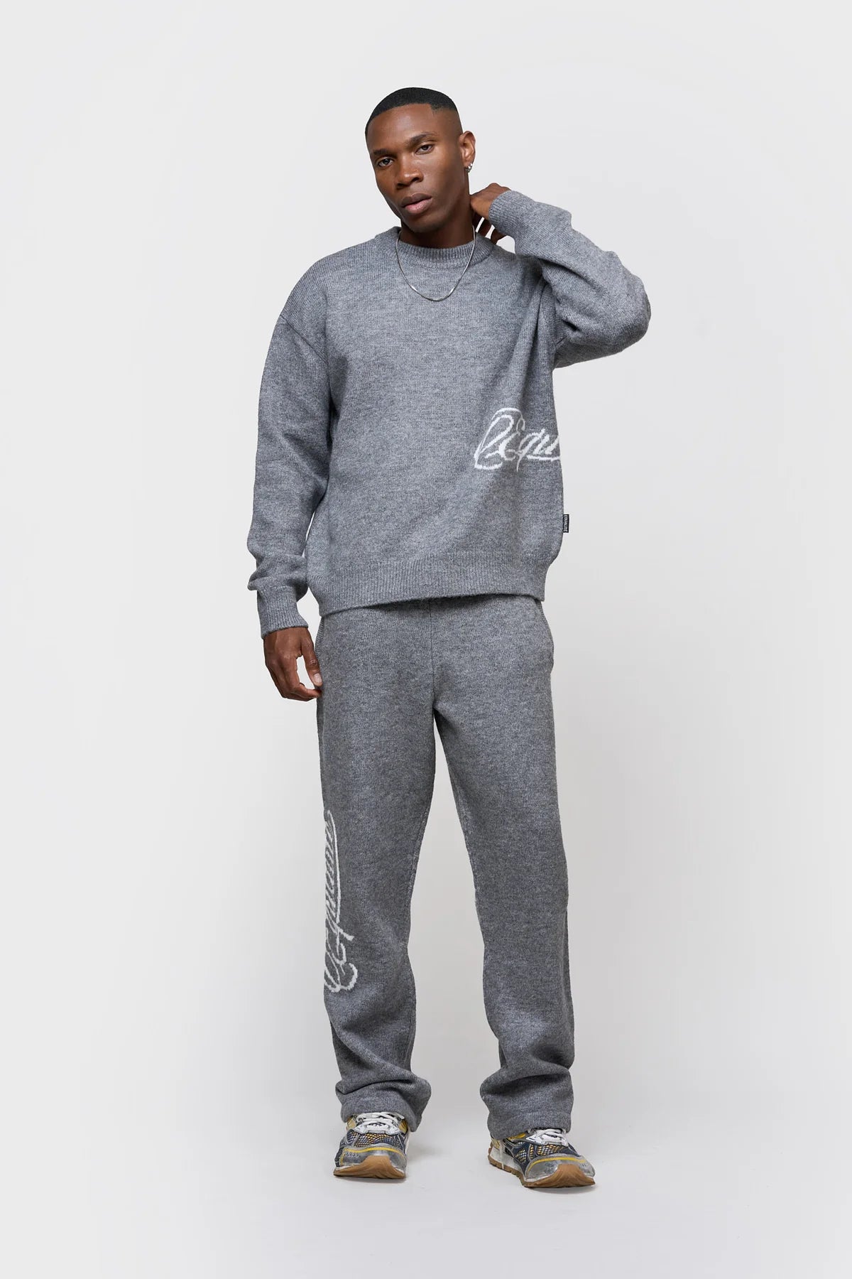 Equalite - FLUFFY KNIT SWEATER - GREY