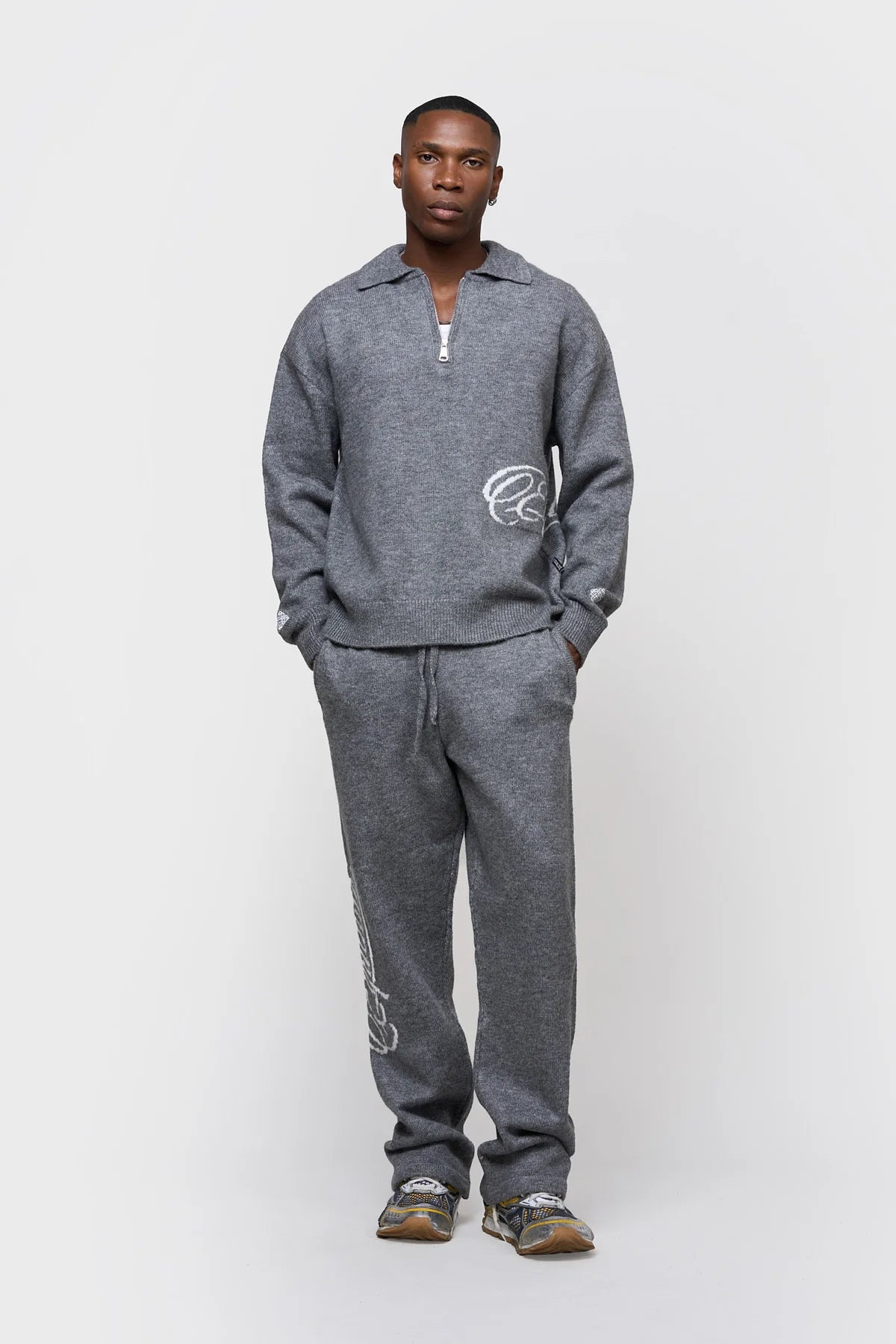 Equalite - FLUFFY KNIT QUARTER ZIP POLO - GREY