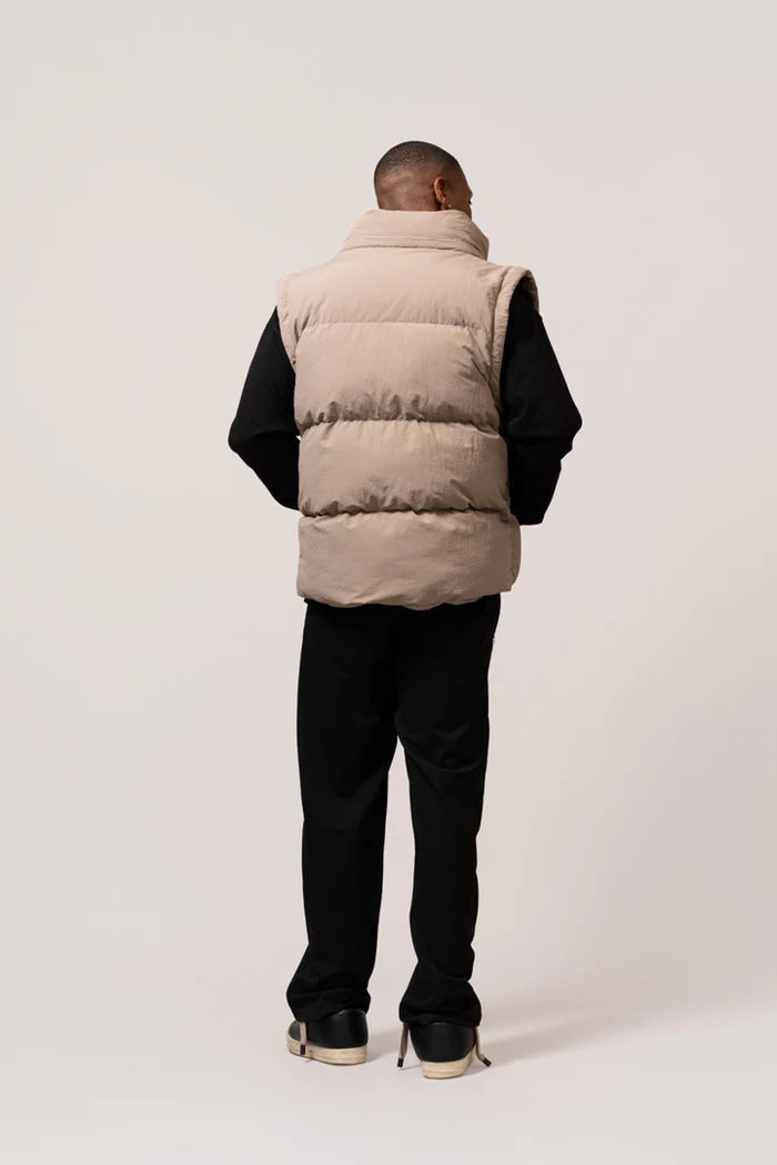 SOCIETÉ 2 IN 1 PUFFER JACKET TAUPE