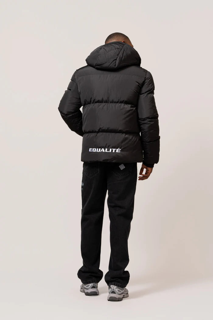ESSENTIAL PUFFER JACKET BLACK