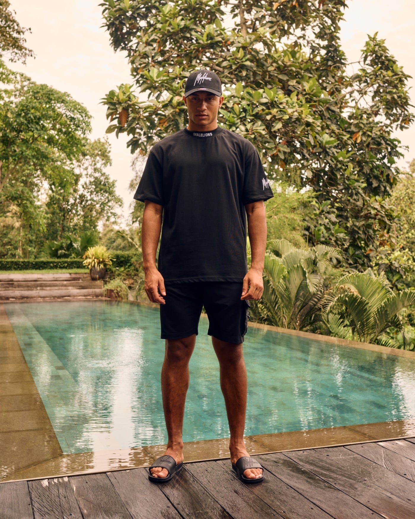 Malelions Men Technical Cargo Shorts | Black