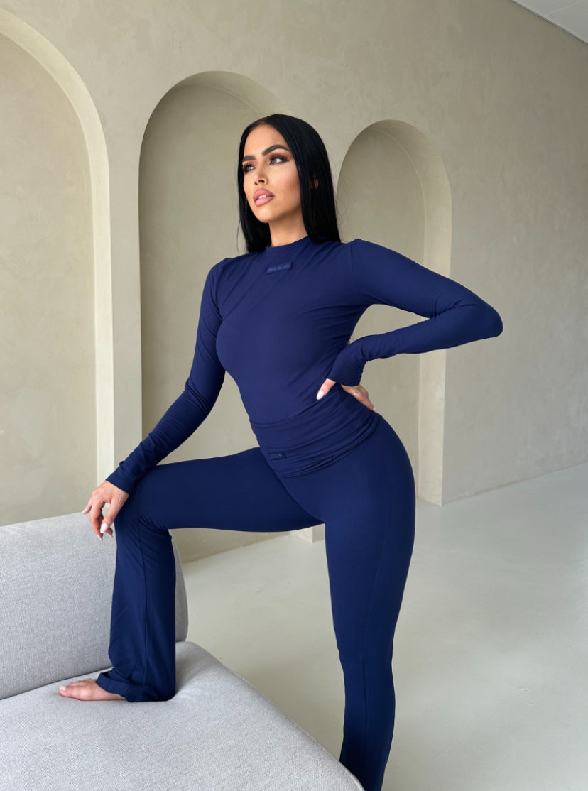 NOELLE LONGSLEEVE TOP - DARK NAVY
