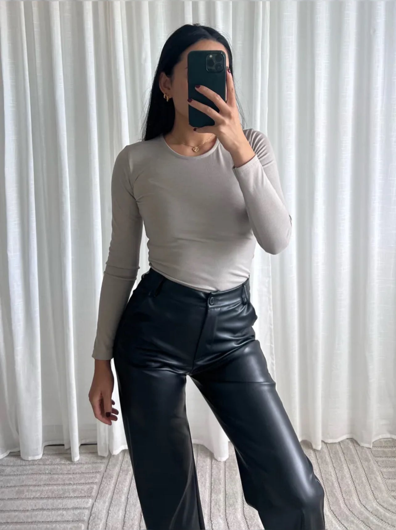 Basic-Langarmoberteil – Kylie-Kollektion