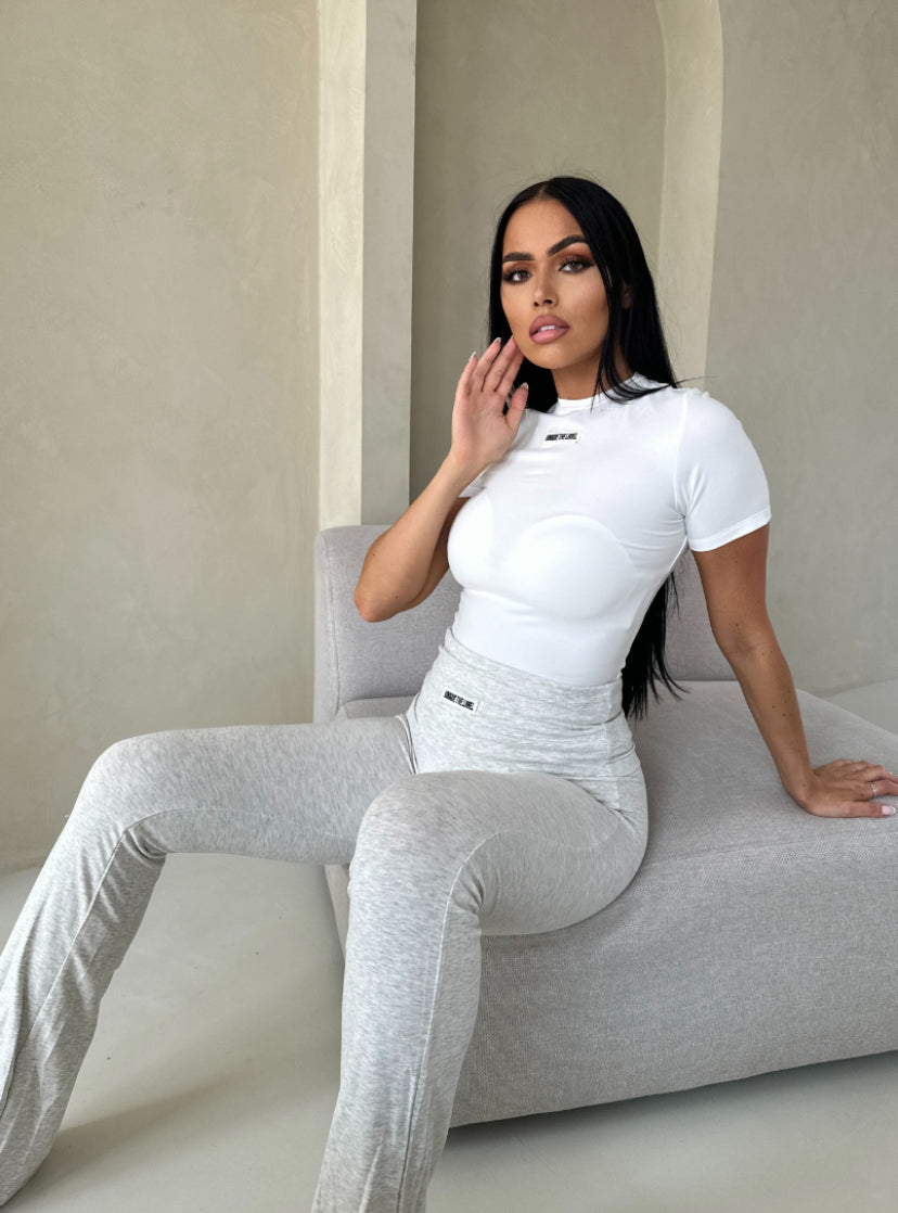 NENA SHORT SLEEVE TOP - WHITE/BLACK