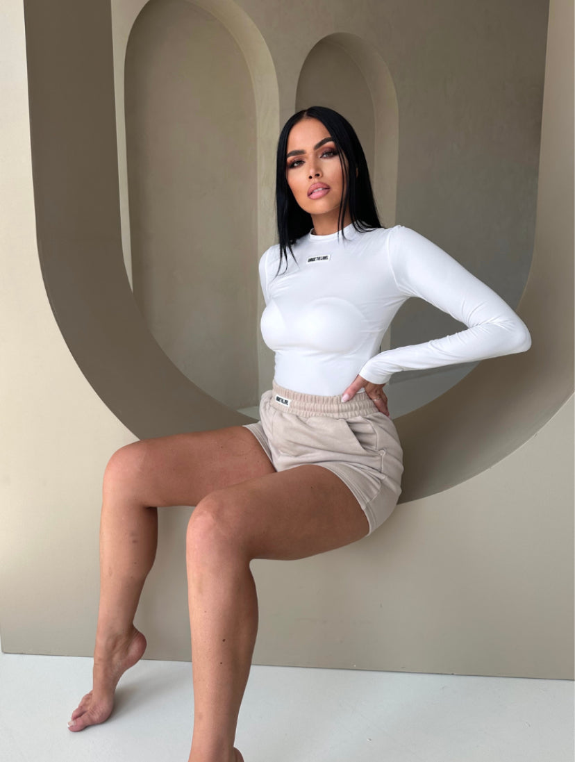 NENA LONGSLEEVE TOP - WHITE/BLACK