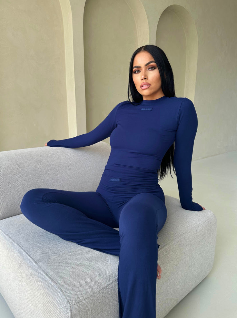 NOELLE LONGSLEEVE TOP - DARK NAVY