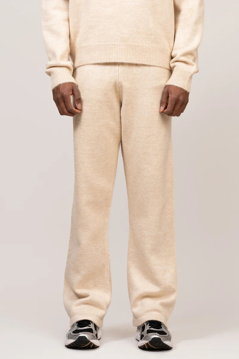 Flauschige Strickhose mit gerader Passform, gebrochenes Weiß