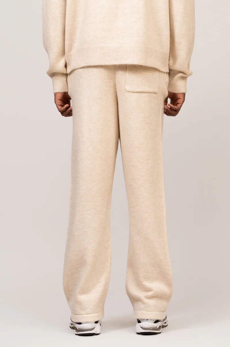 Flauschige Strickhose mit gerader Passform, gebrochenes Weiß