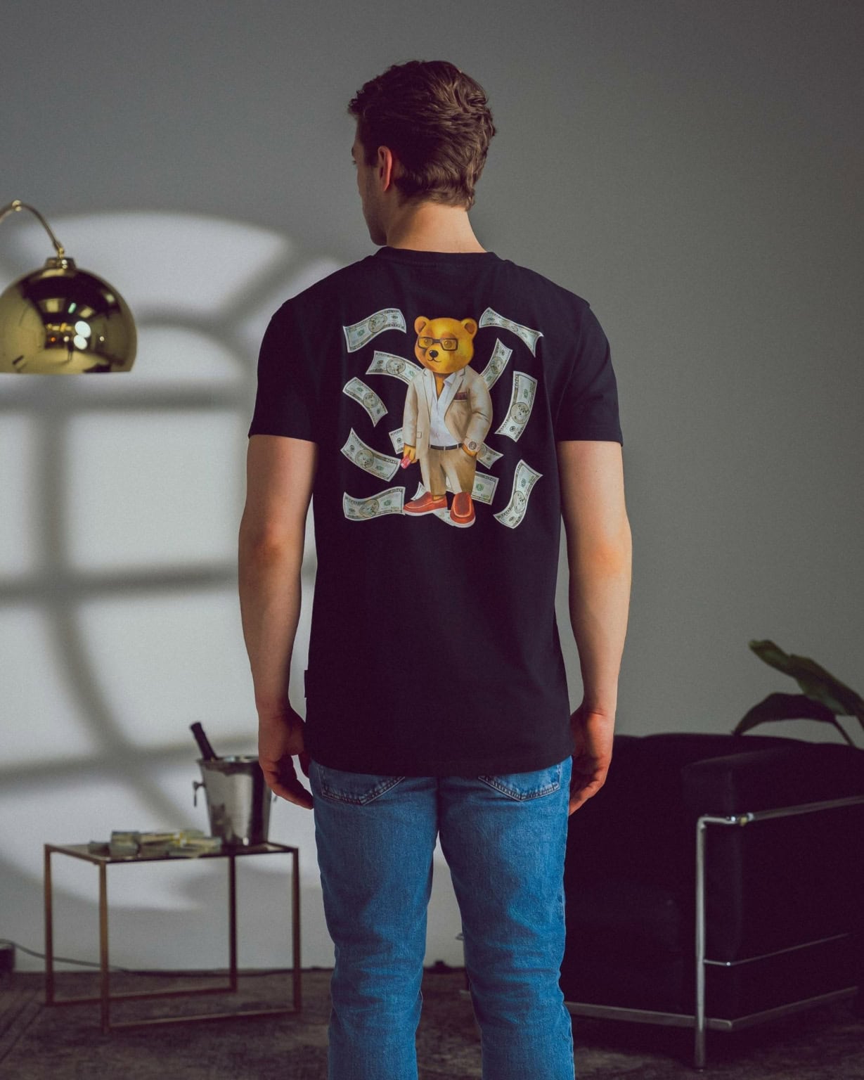 ORGANIC BACKPRINT T-SHIRT, FILOU XCII. FLYING DOLLAR