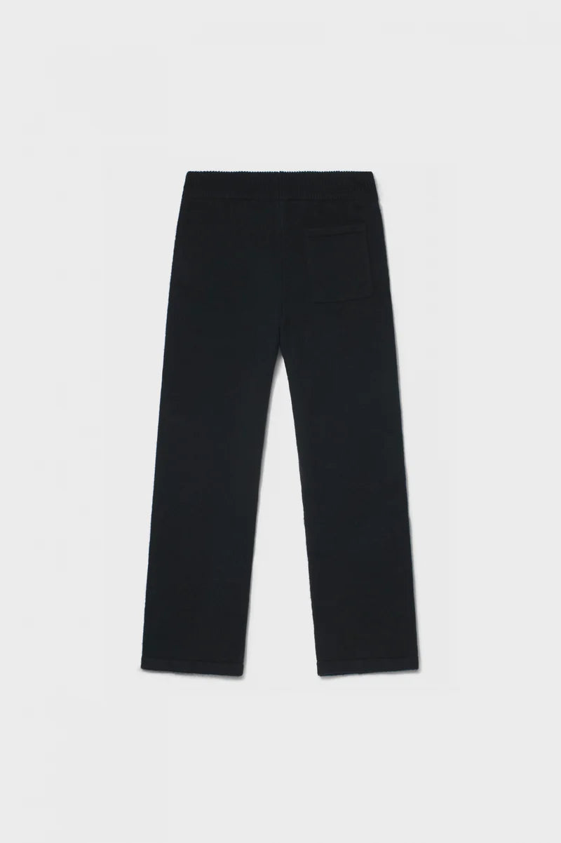 FLAUSCHIGE STRICKHOSE MIT GERADE PASSFORM SCHWARZ