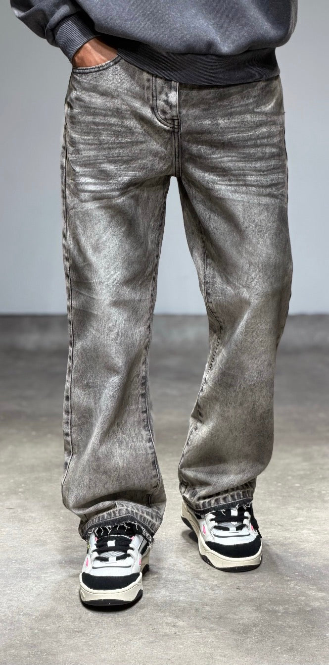 SNIT AUSGESTELLTE JEANS