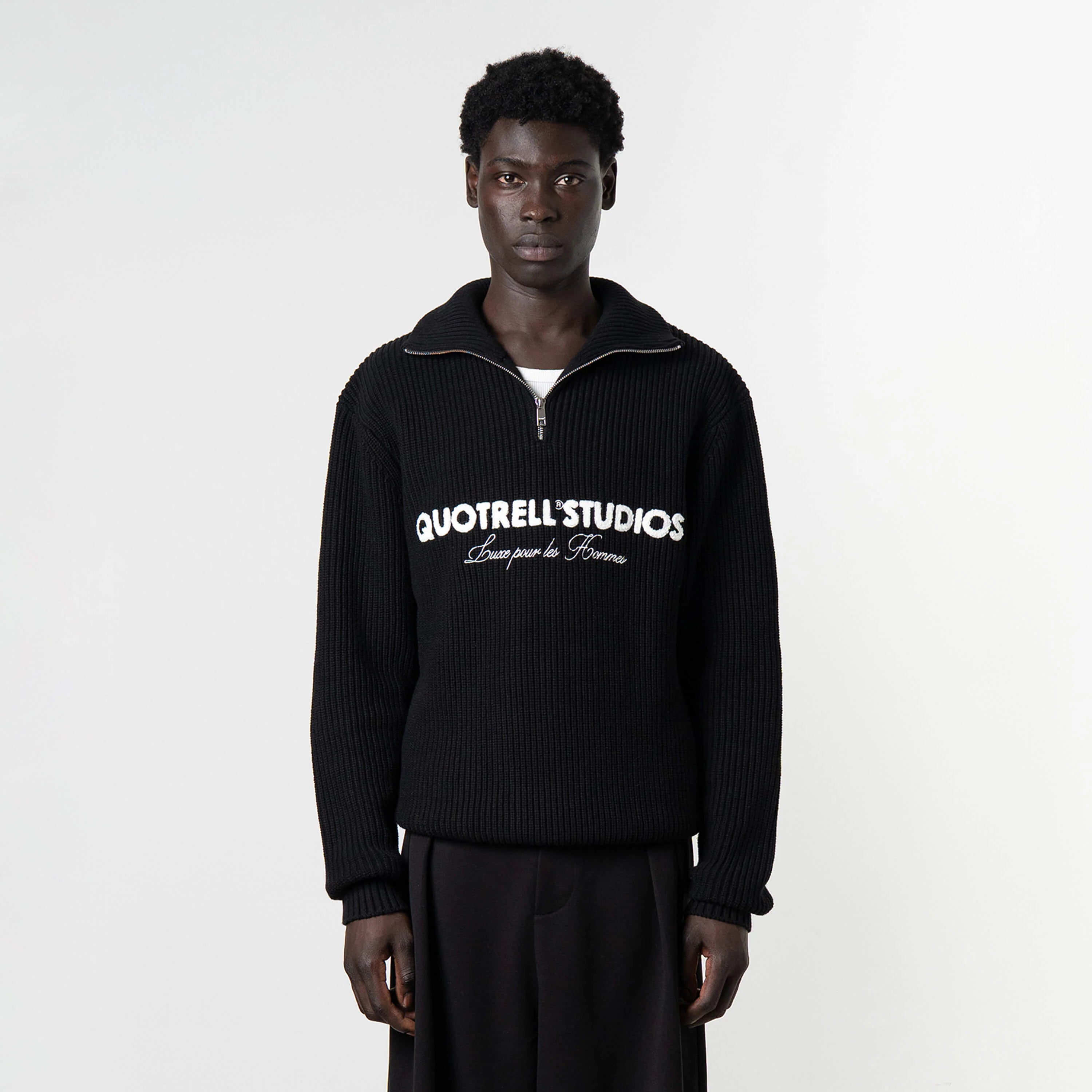 JACE STUDIO ZIP UP | BLACK/WHITE