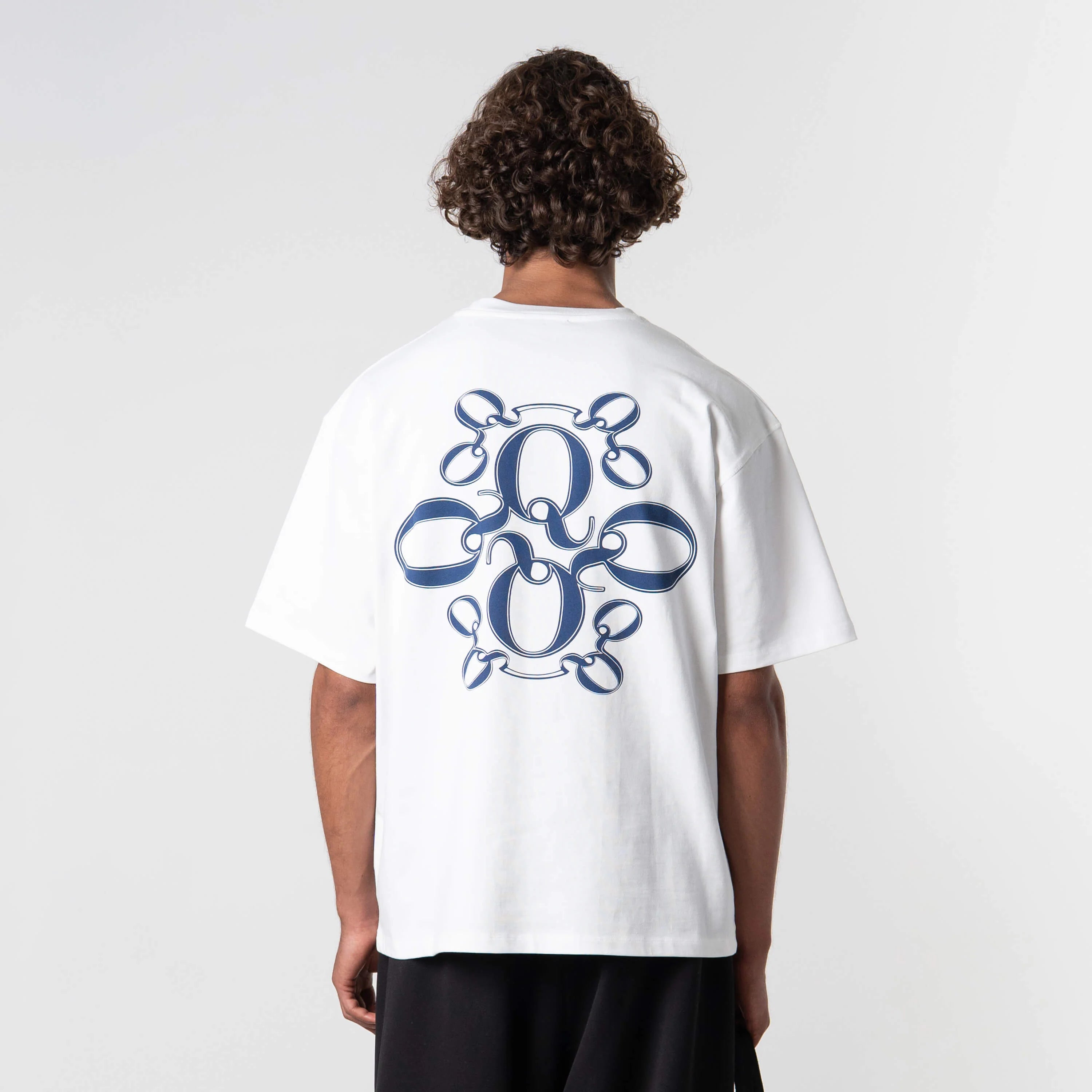 INSIGNIA TEE | WHITE/BLUE