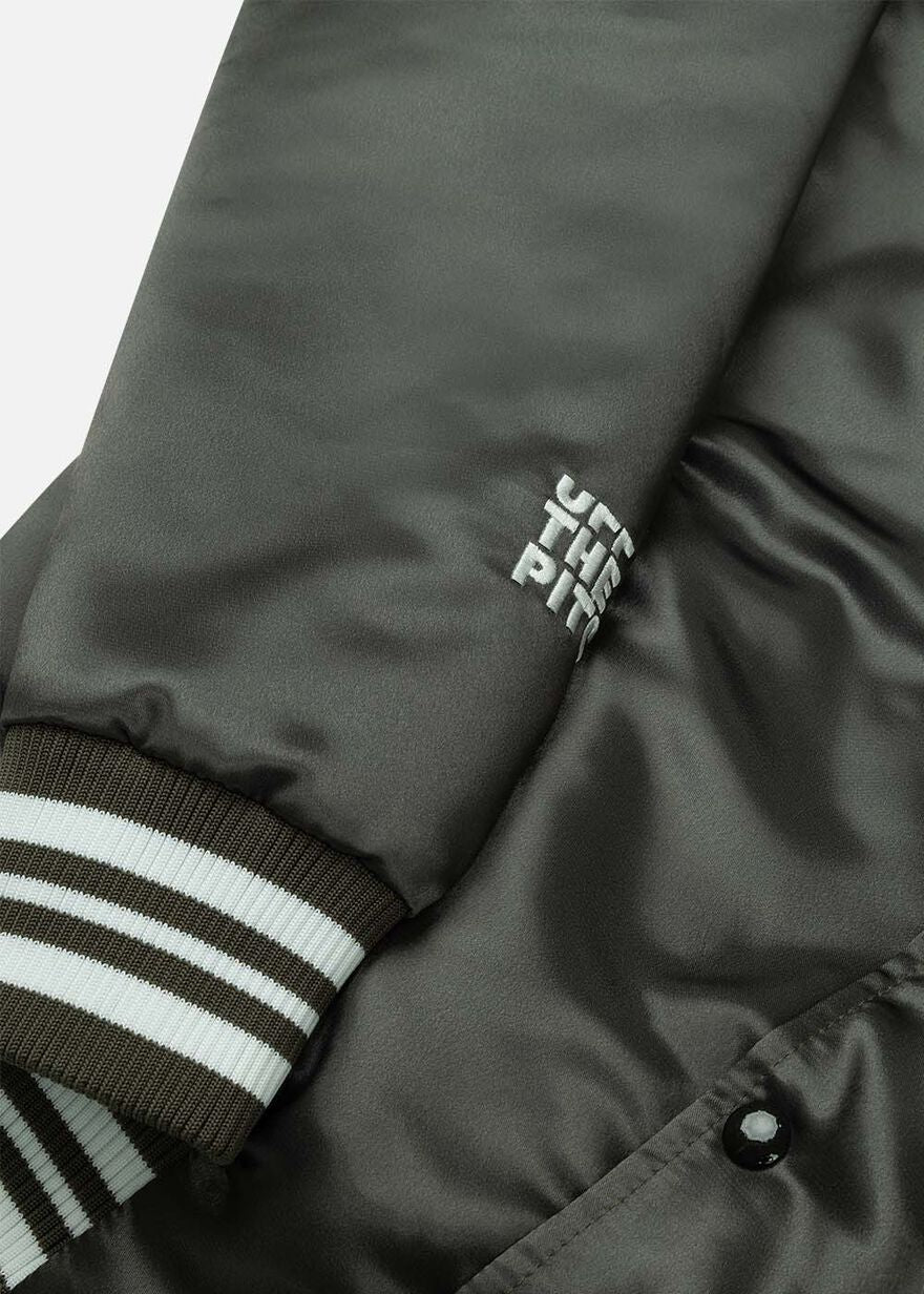 OFF THE PITCH SATIN VARSITY JACKET POLYESTER – 854 tarmac brown