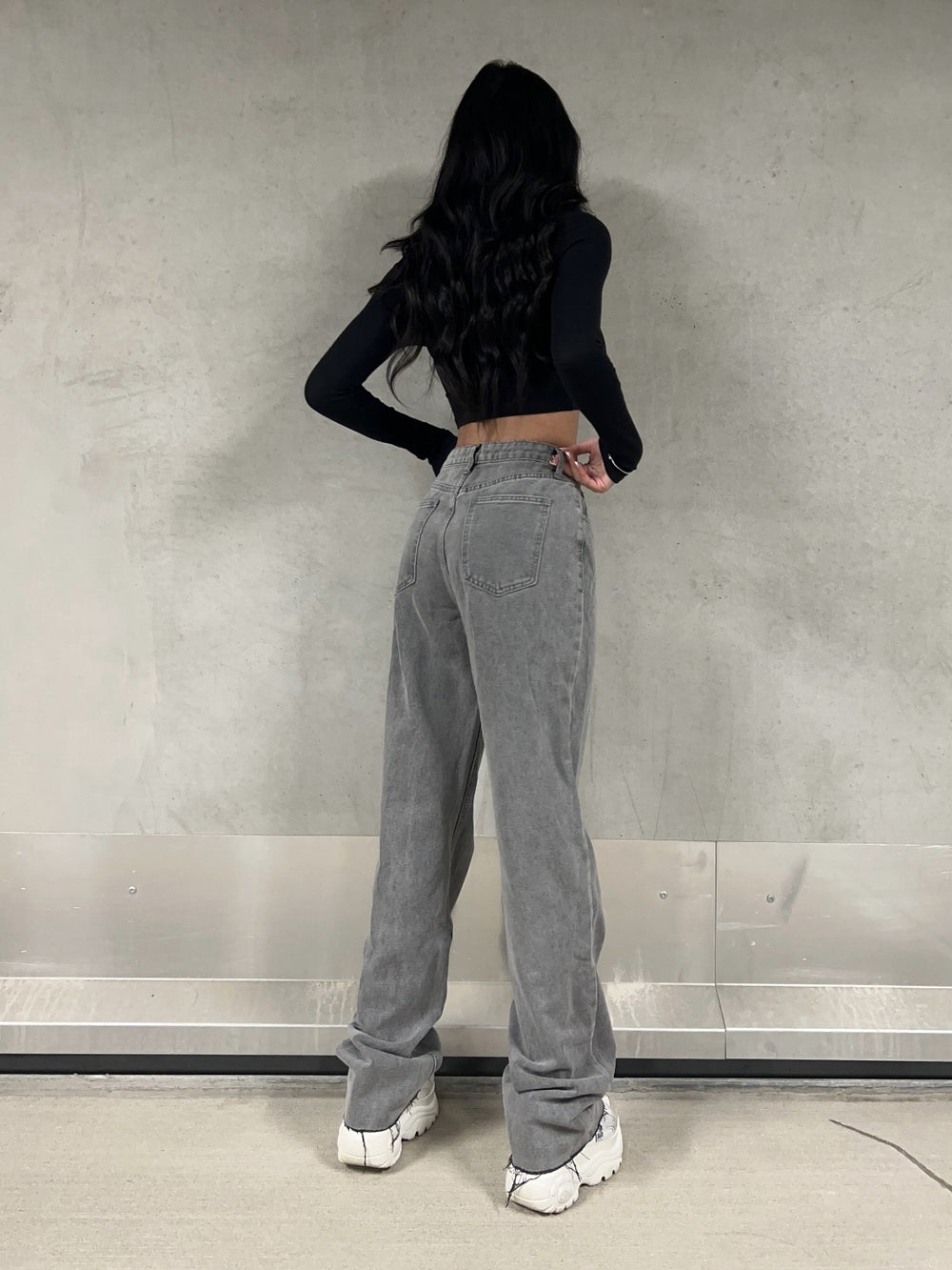 MILLION - Extra Long Straight - Basic Supreme