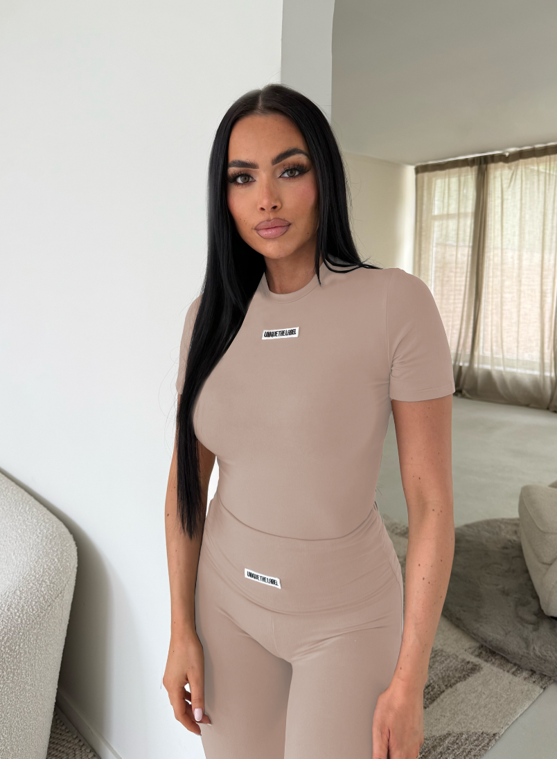 NENA SHORT SLEEVE - MOCHA