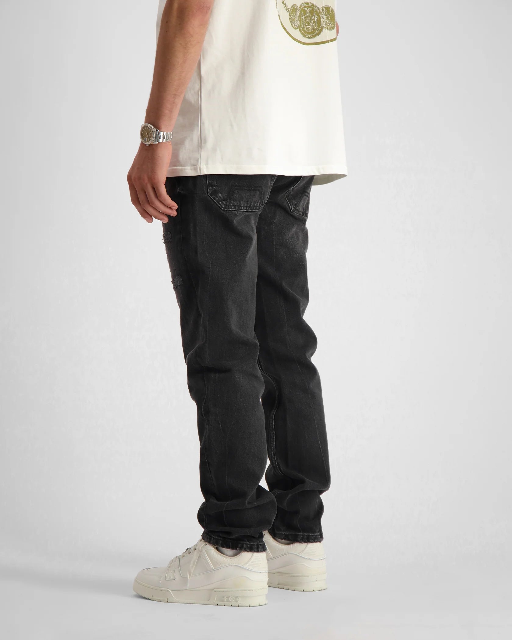 BLACK BANANAS DESTROYED DENIM | BLACK