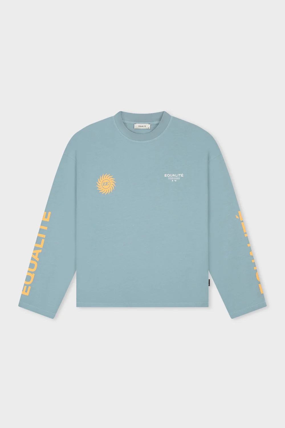 SUNNY OVERSIZED LONGSLEEVE TEE GEWASSEN LICHTBLAUW