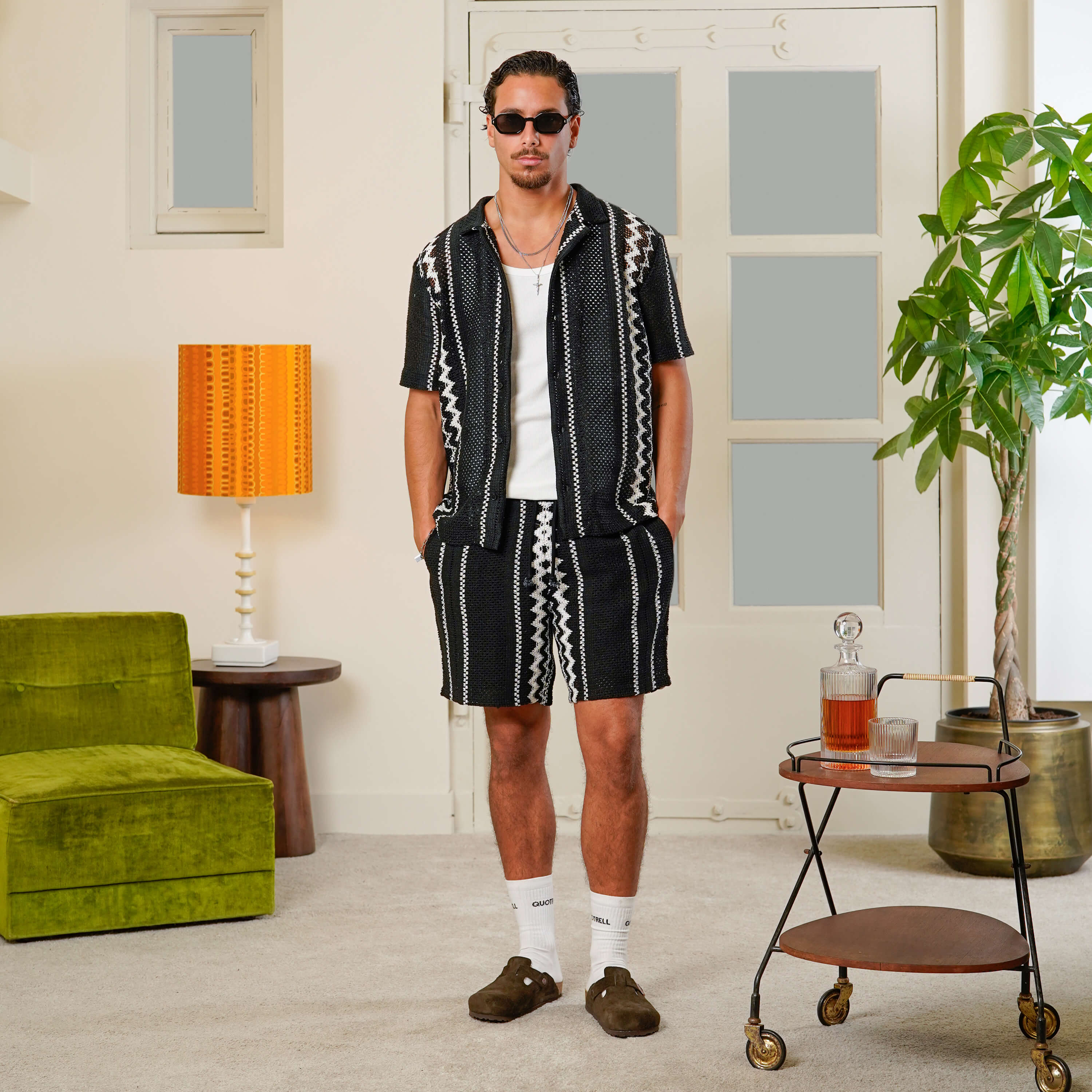 GRANADA SHORTS | BLACK/OFF WHITE