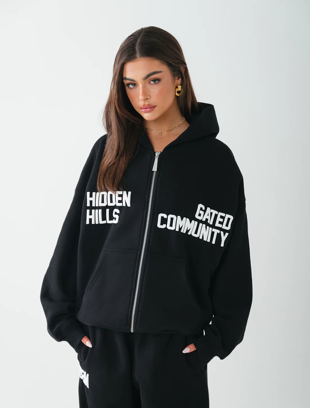GATED COMMUNITY RITS HOODIE ZWART - 29 Nov