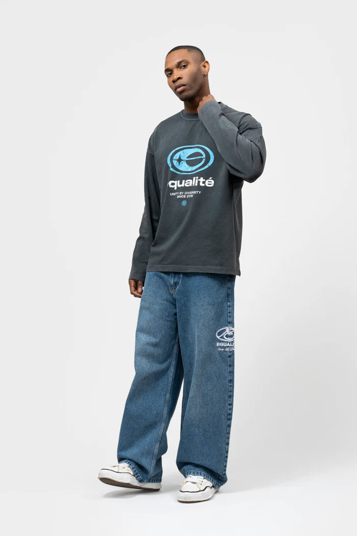 ELAN OVERSIZED LONGSLEEVE TEE GEWASSEN GRIJS