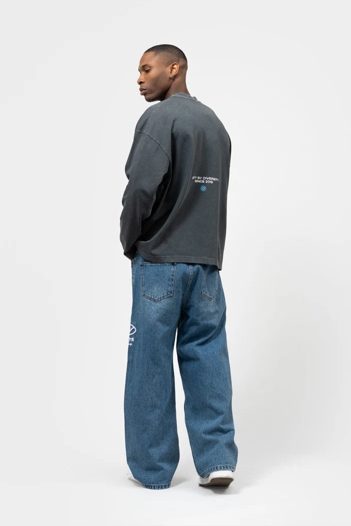 ELAN OVERSIZED LONGSLEEVE TEE GEWASSEN GRIJS