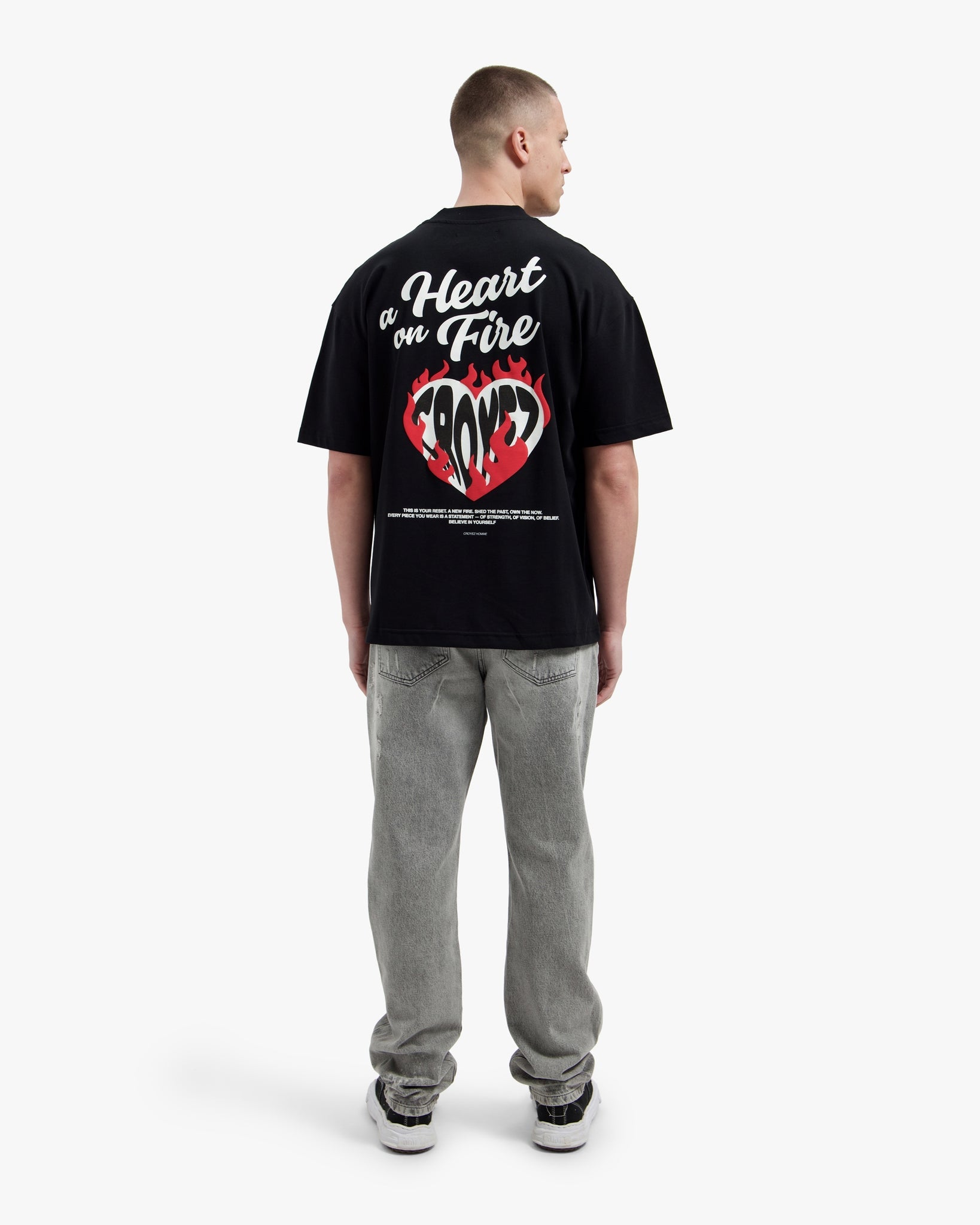 Croyez Heart On Fire T-Shirt | Vintage Black