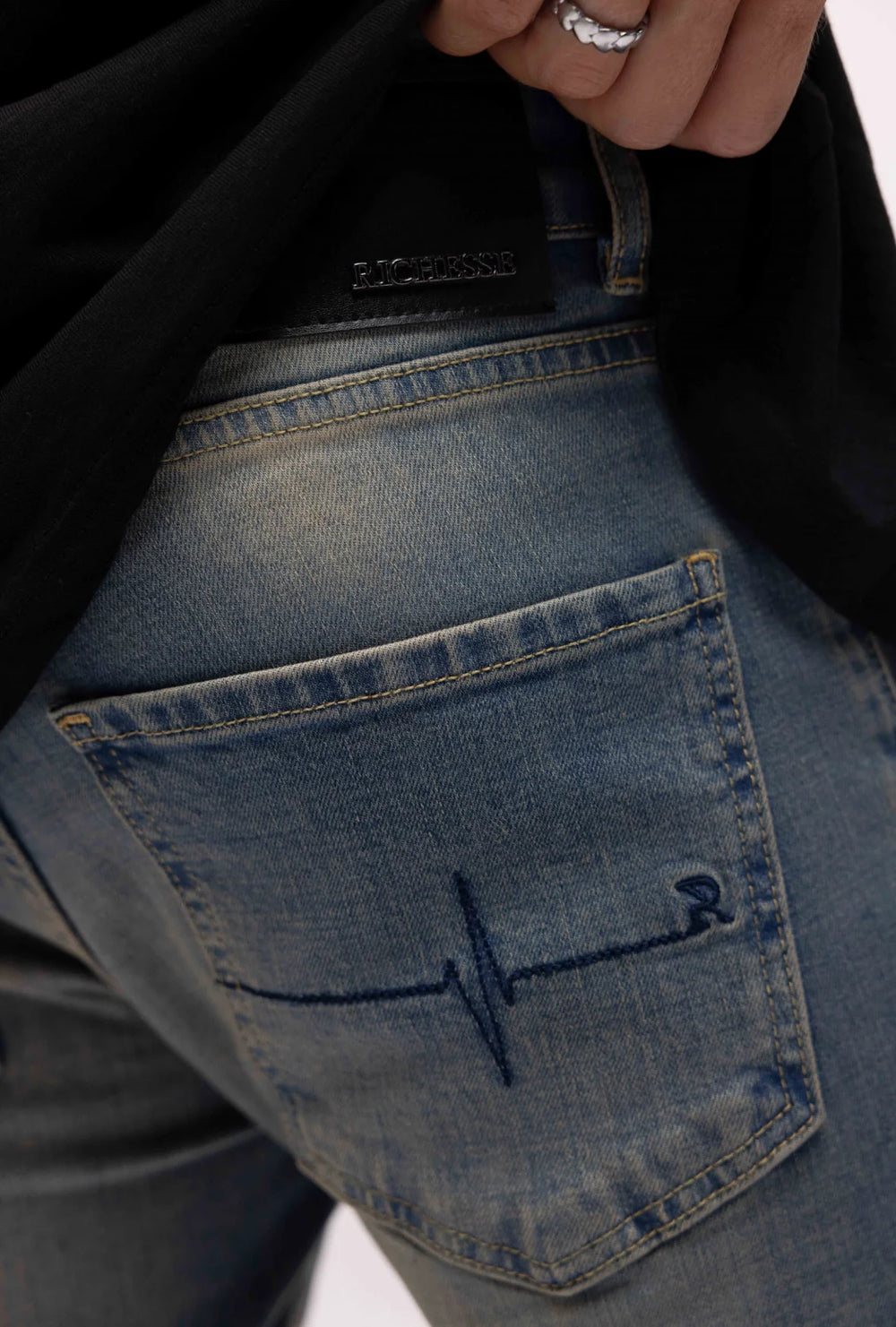 Richesse - FLASH FLARED JEANS - Heren spijkerbroek met uitlopende pijpen