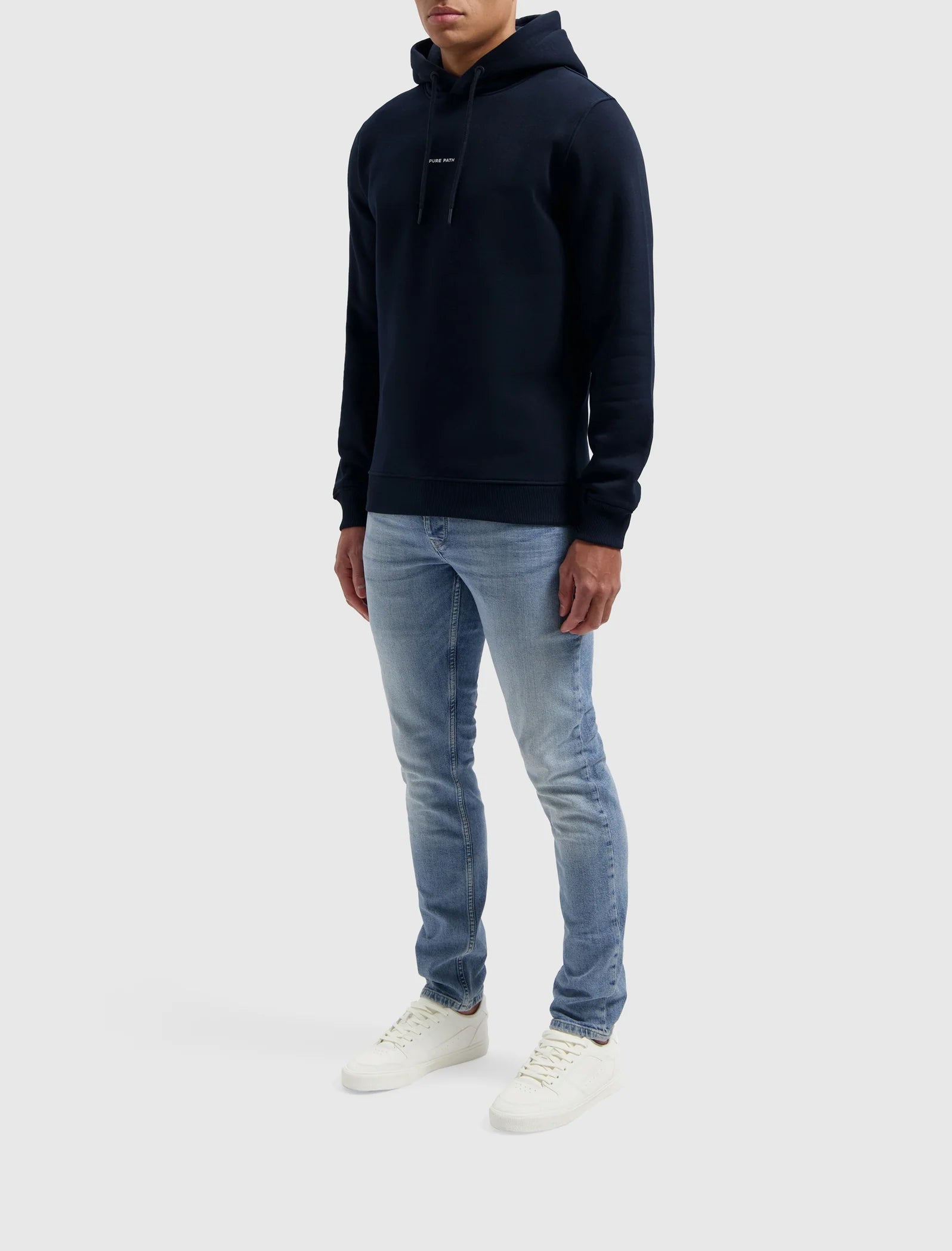 ESSENTIAL LOGO HOODIE NAVY