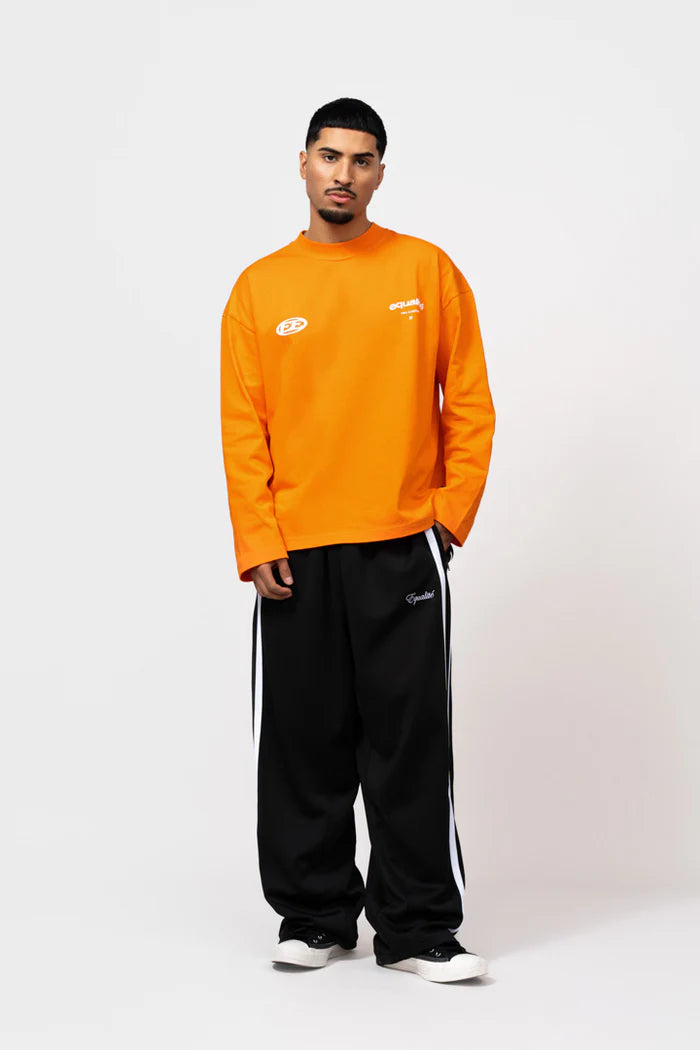 STAY EQUAL LONGSLEEVE TEE ORANJE