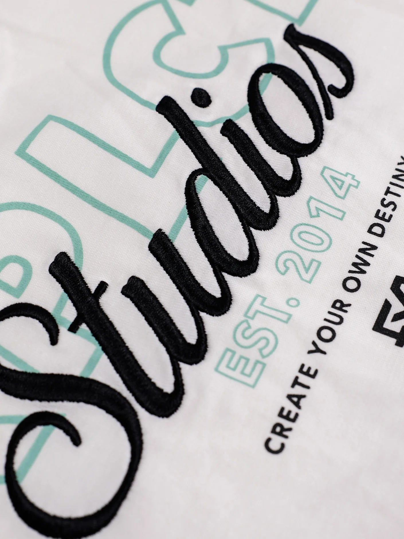 Destiny Tee | Off white